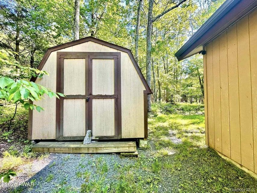 Single Family Fetlock  Out Of Area, NY 18428, MLS-1011694-11
