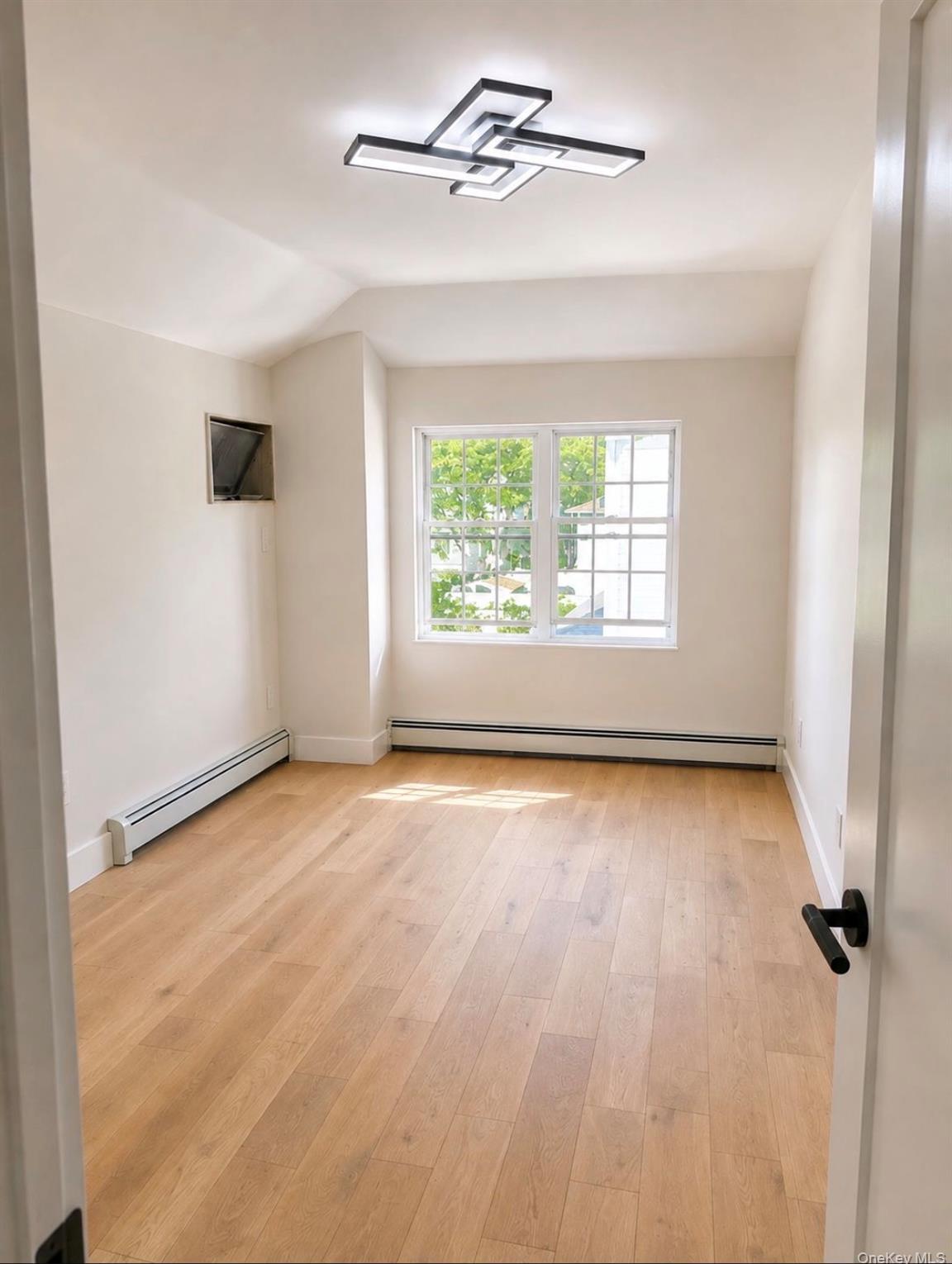 Single Family 128th Avenue  Queens, NY 11434, MLS-1011702-20