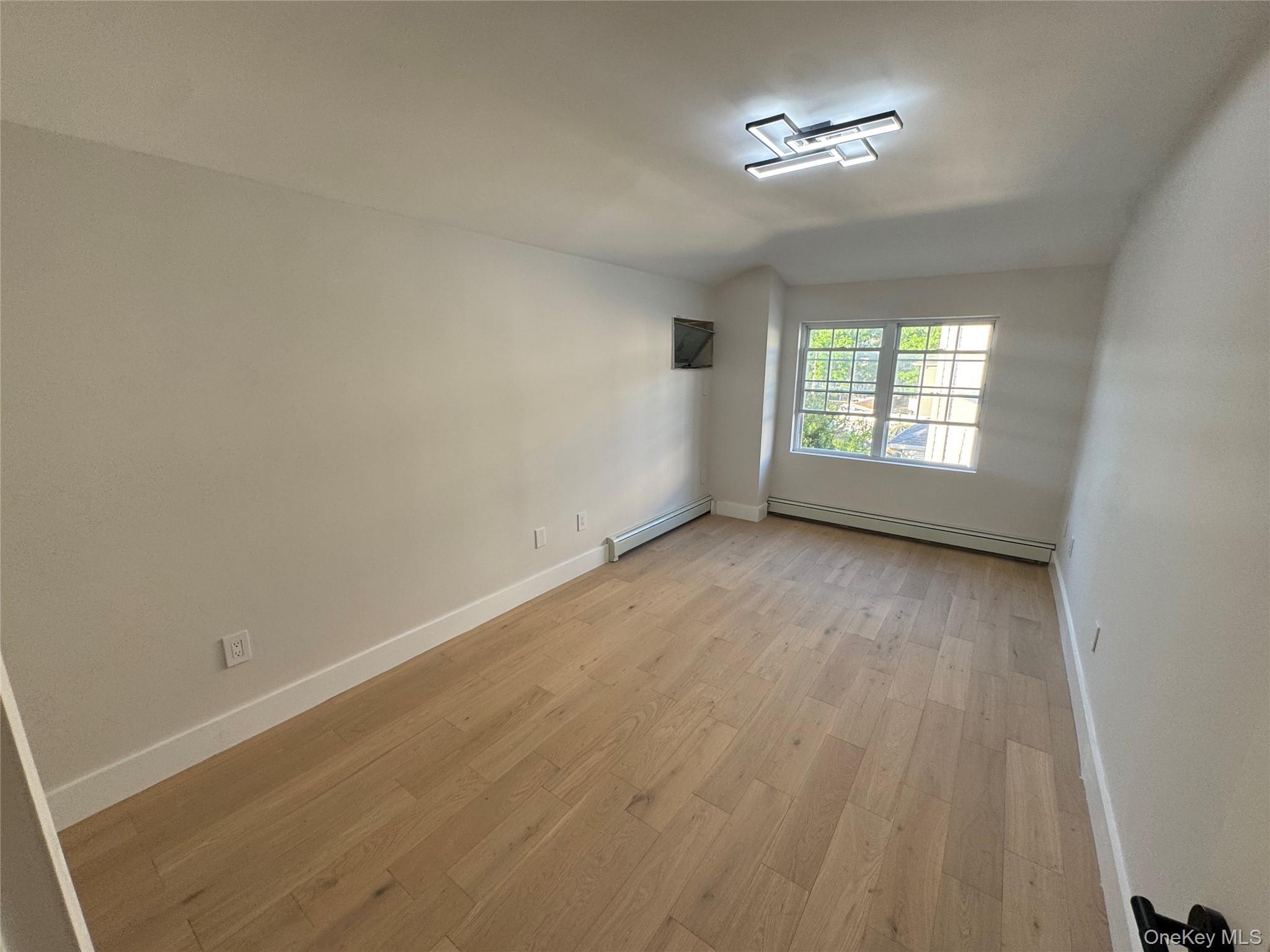 Single Family 128th Avenue Queens, NY 11434, MLS-1011702-8