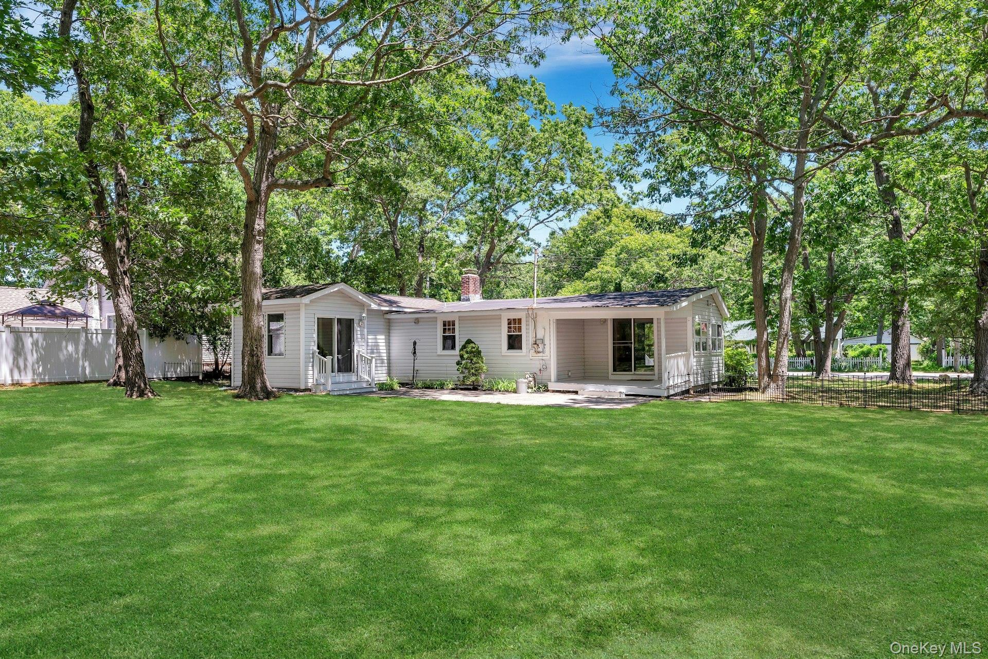 Single Family Sigsbee Road Suffolk County, NY 11952, MLS-1011722-23