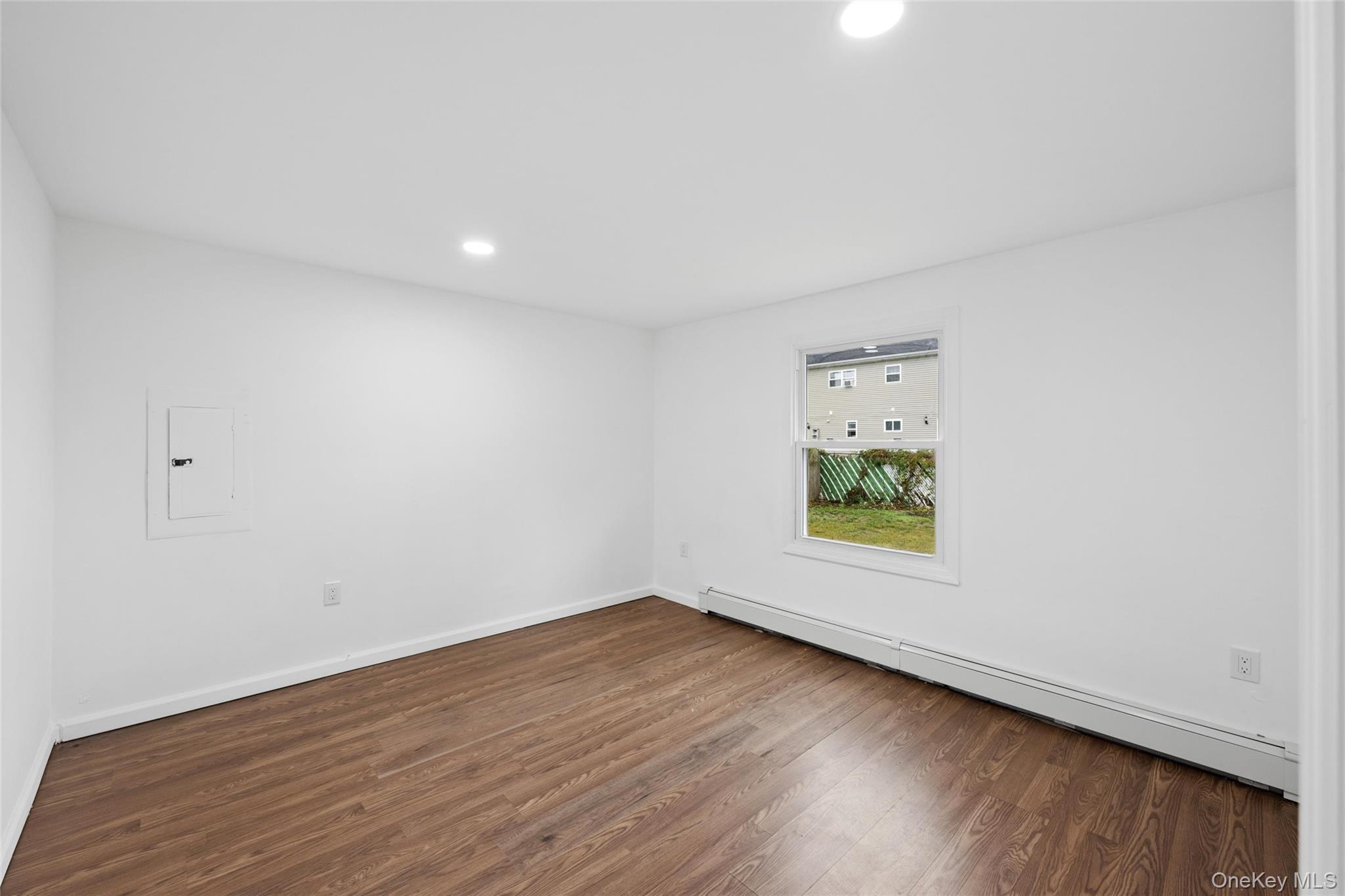 Single Family Arlington Avenue Suffolk County, NY 11798, MLS-1011732-14