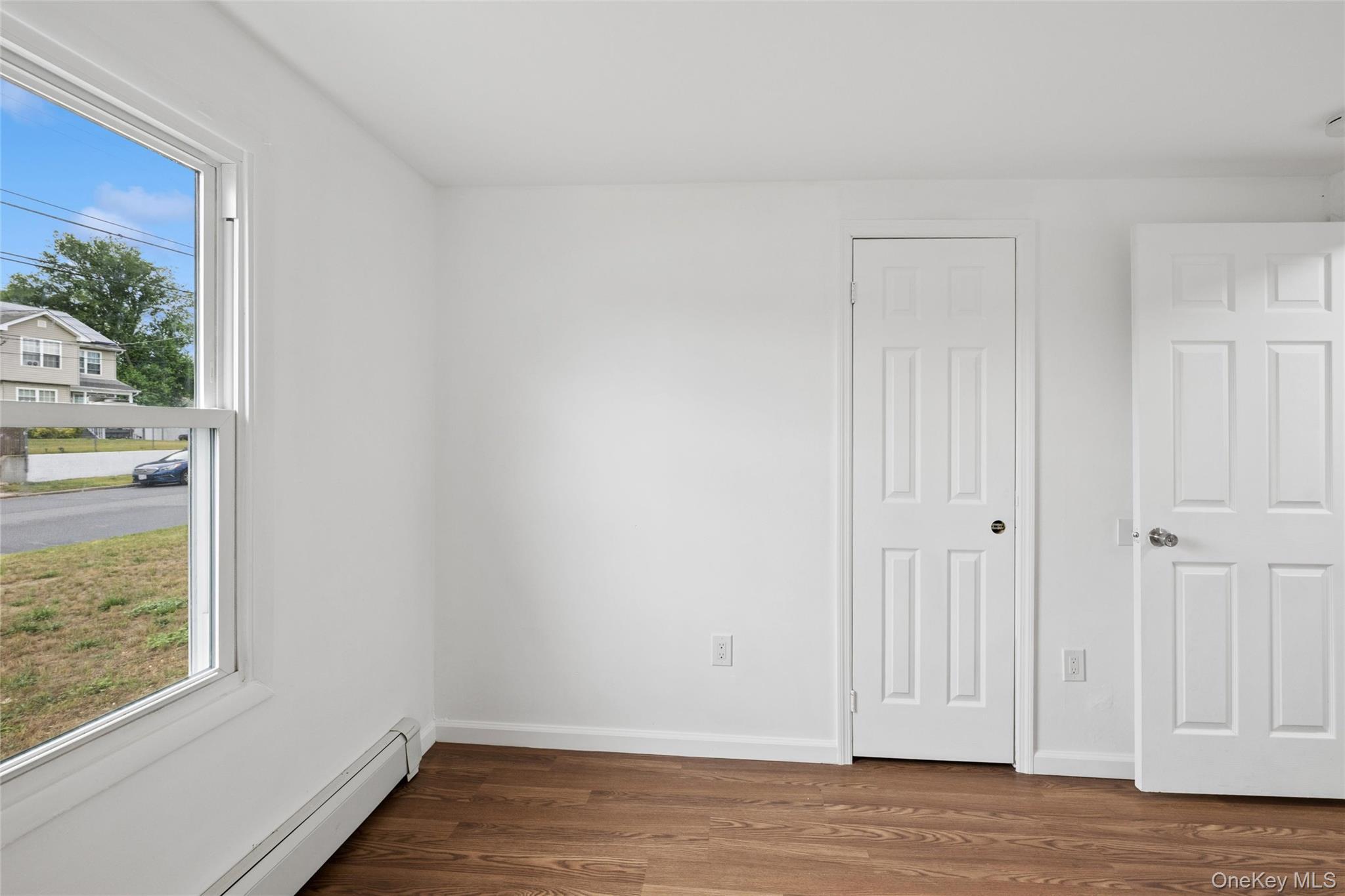 Single Family Arlington Avenue Suffolk County, NY 11798, MLS-1011732-18