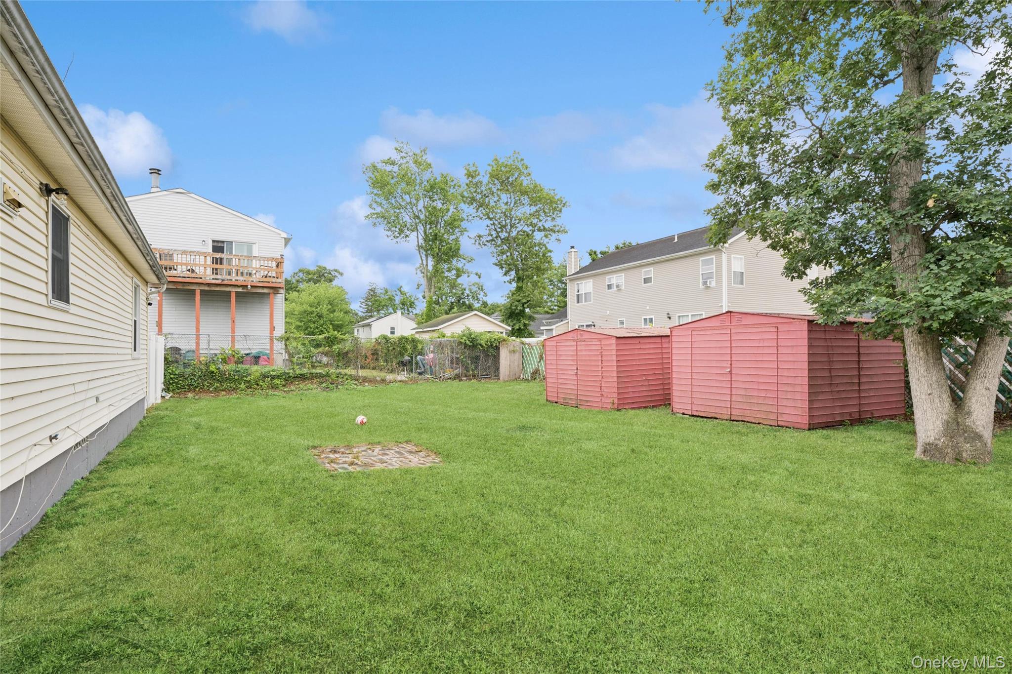 Single Family Arlington Avenue Suffolk County, NY 11798, MLS-1011732-22