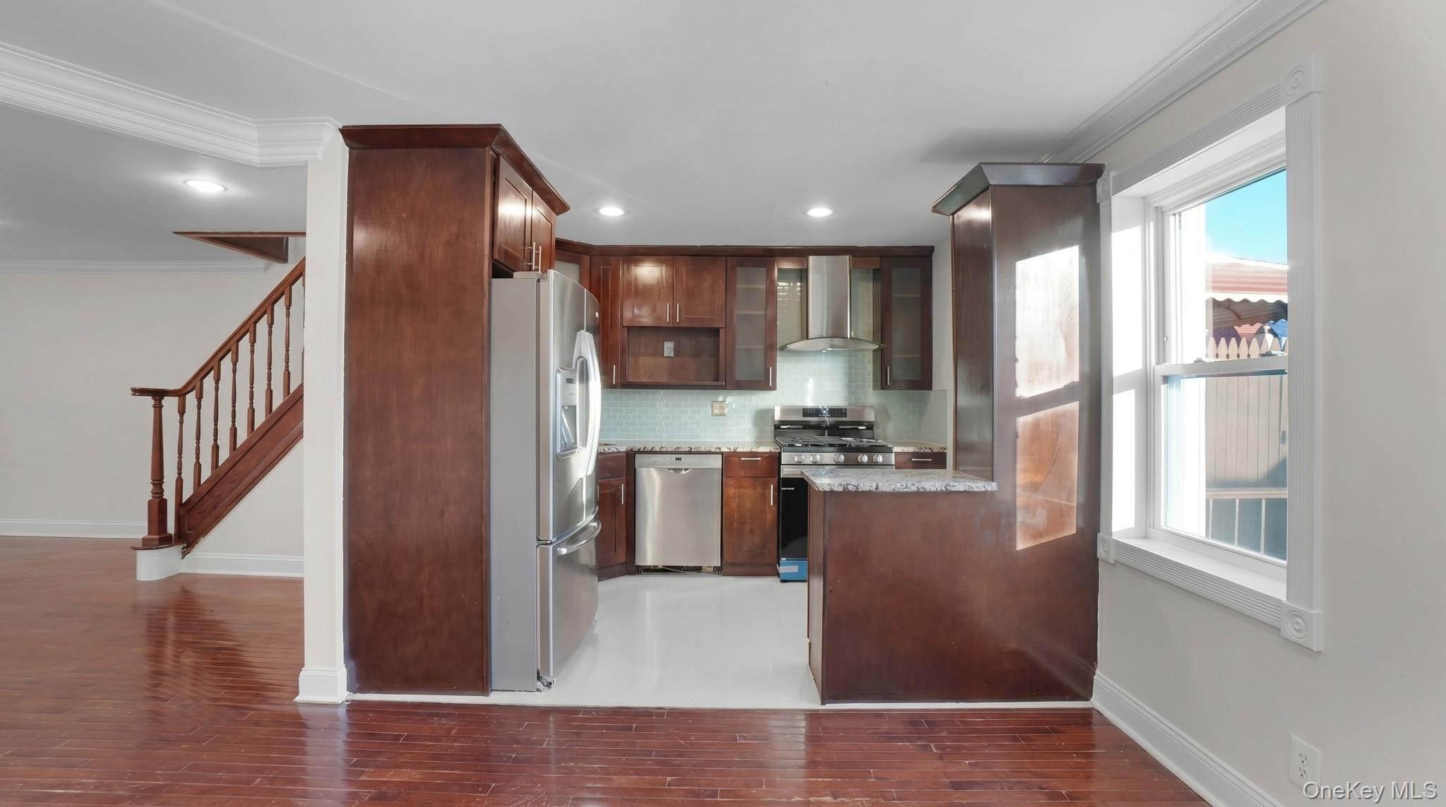 Single Family 207th Queens, NY 11427, MLS-1011773-18