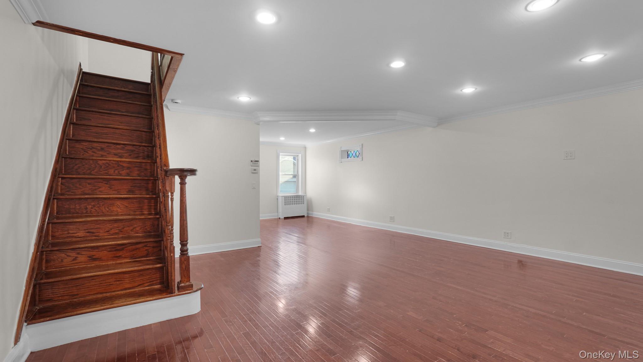 Single Family 207th Queens, NY 11427, MLS-1011773-4