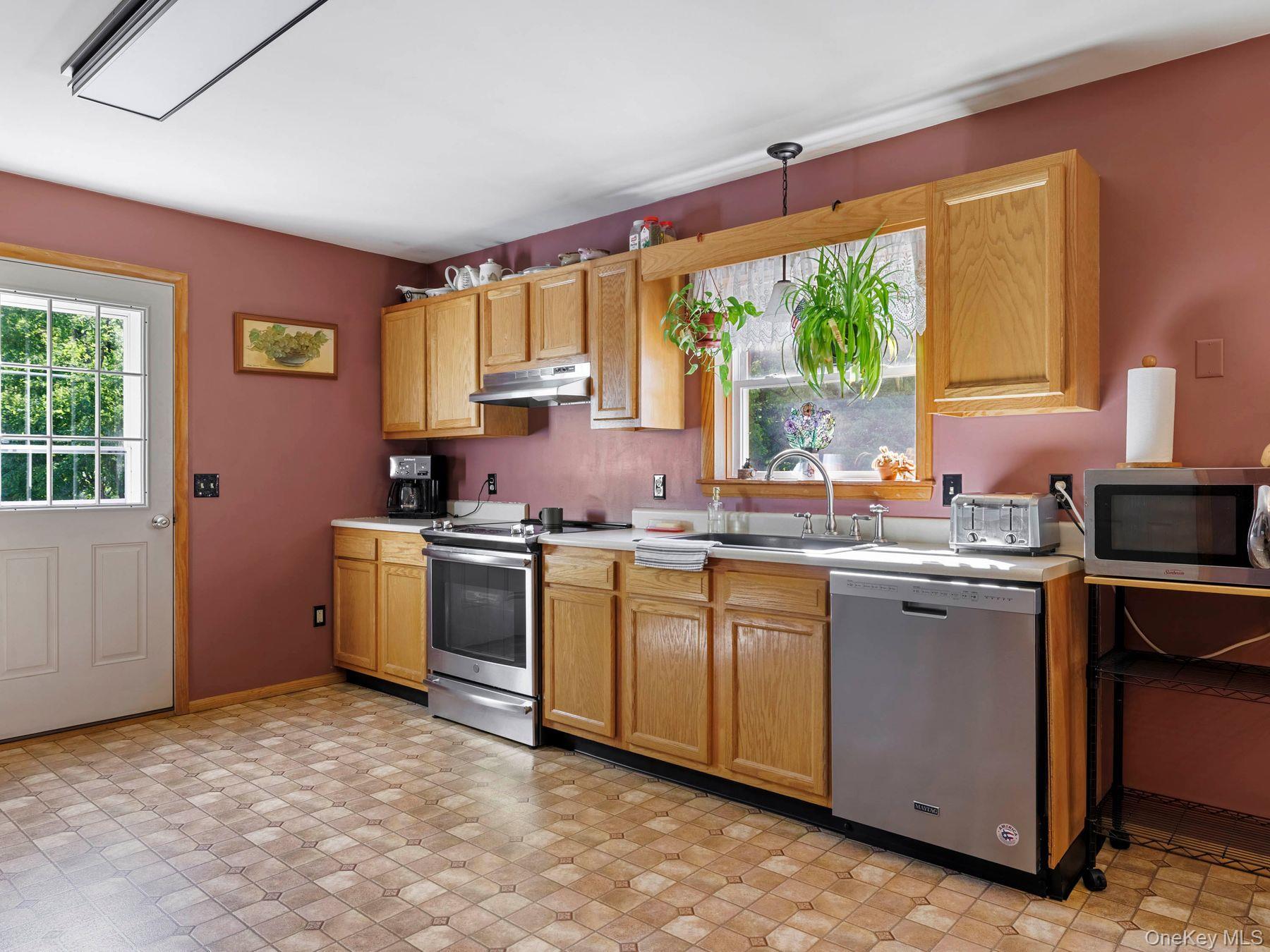 Single Family Wilbur Avenue Ulster County, NY 12401, MLS-1011812-14