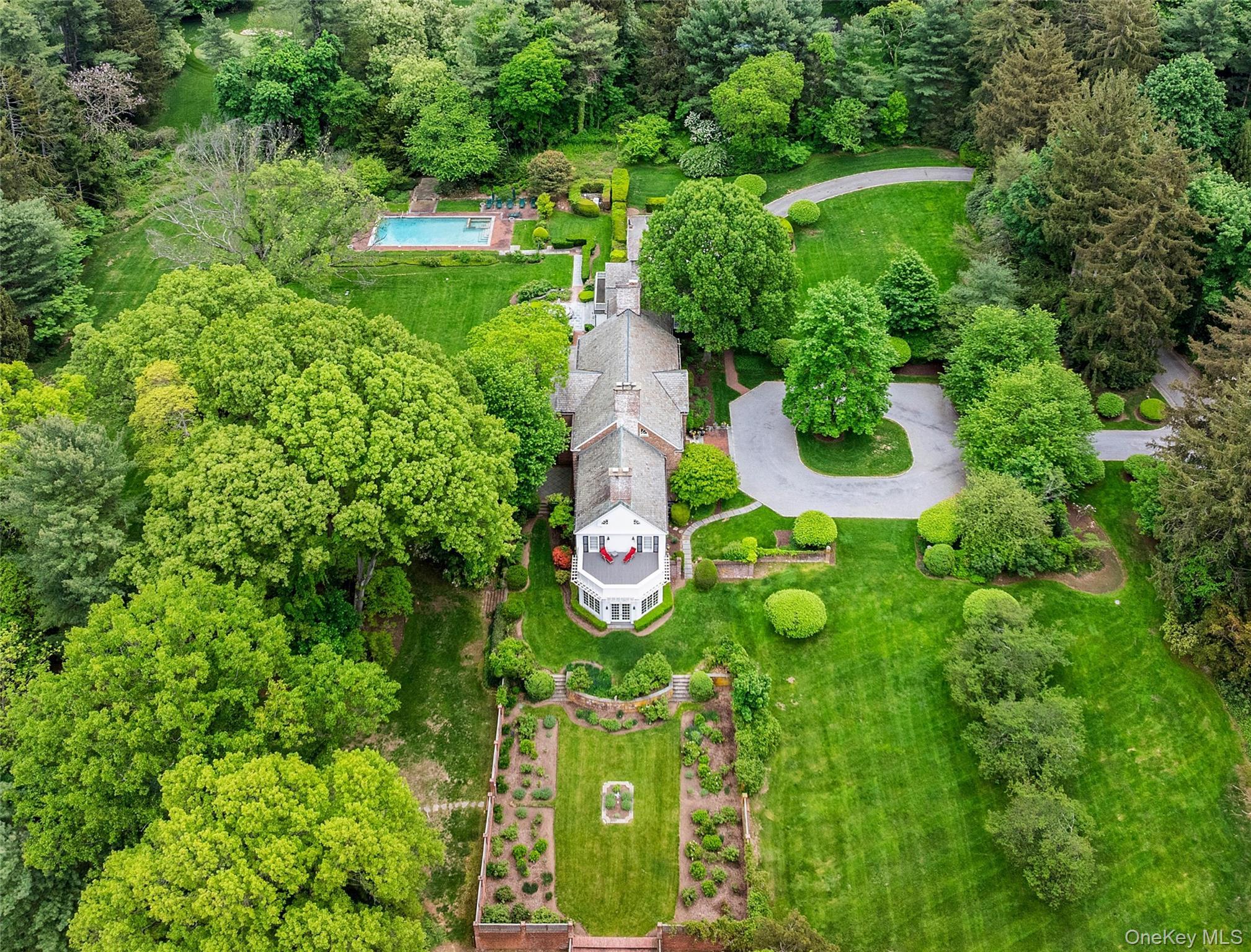 Single Family Piping Rock Road  Nassau County, NY 11560, MLS-1011822-26