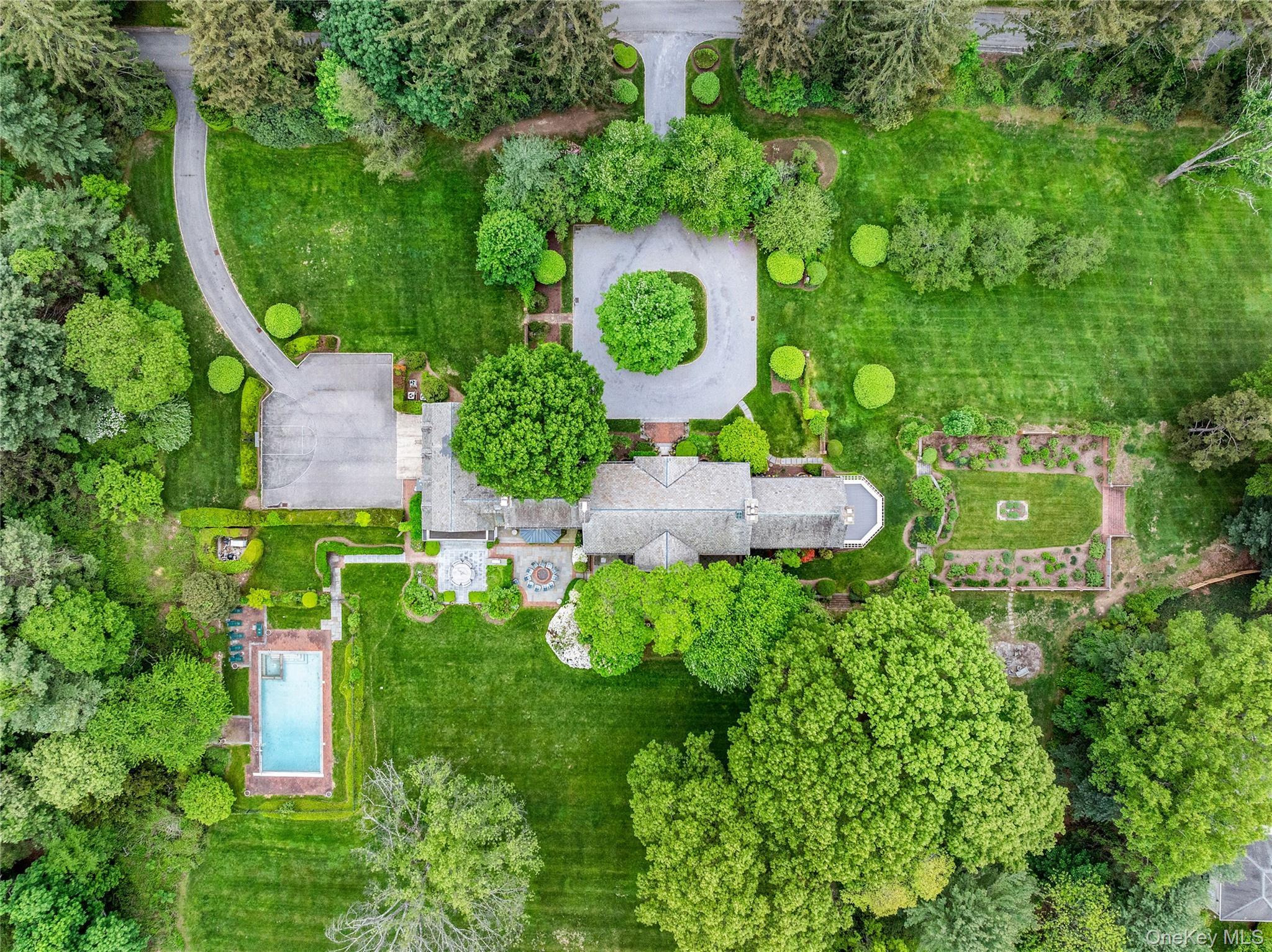 Single Family Piping Rock Road  Nassau County, NY 11560, MLS-1011822-27