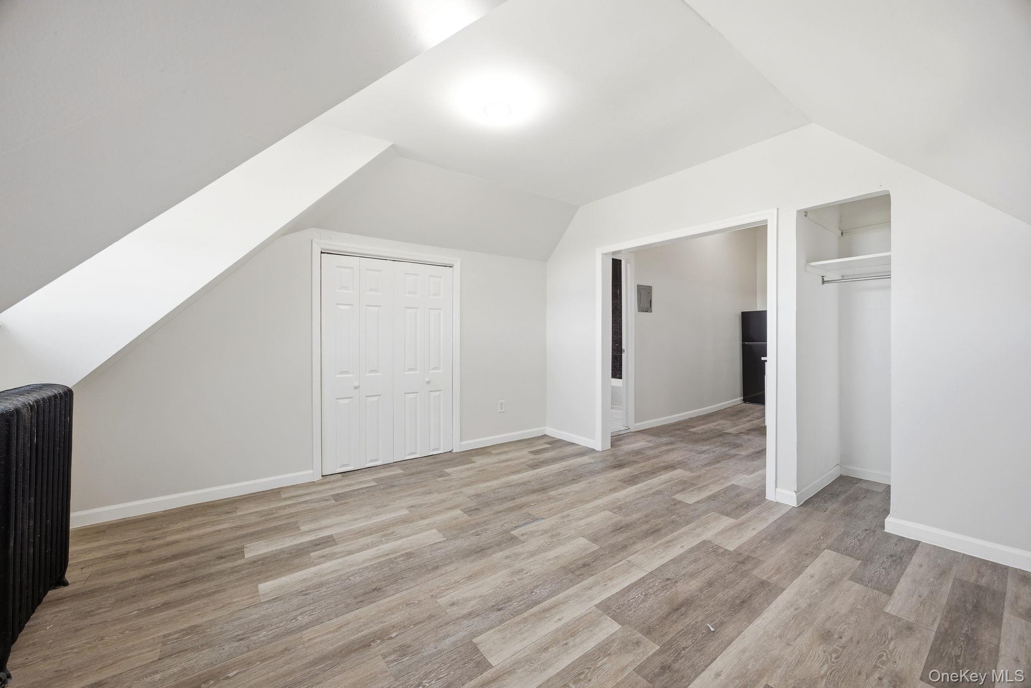 Single Family Calhoun Avenue Bronx, NY 10465, MLS-1011839-21