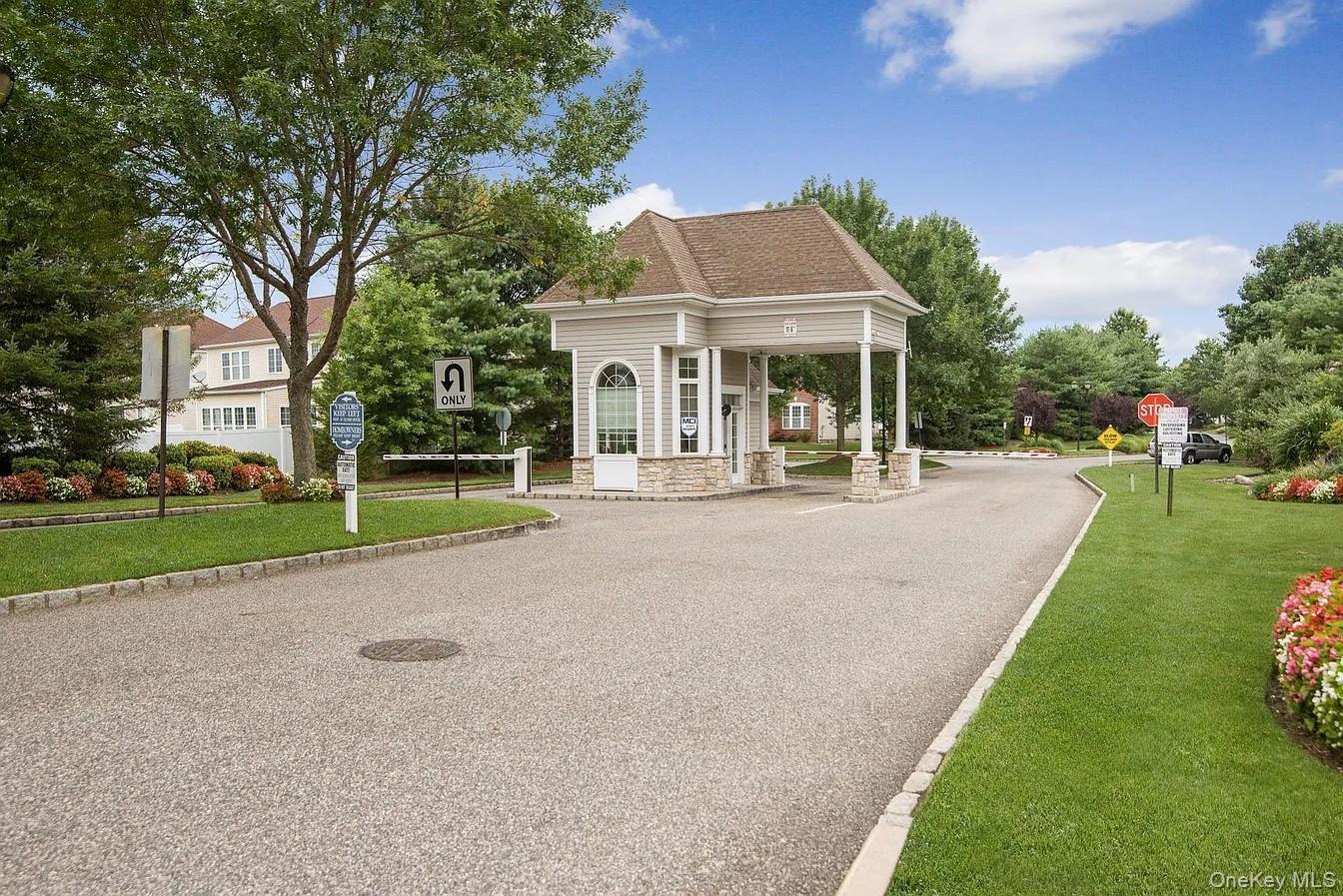 Single Family Woodstork Drive  Suffolk County, NY 11766, MLS-1011860-26