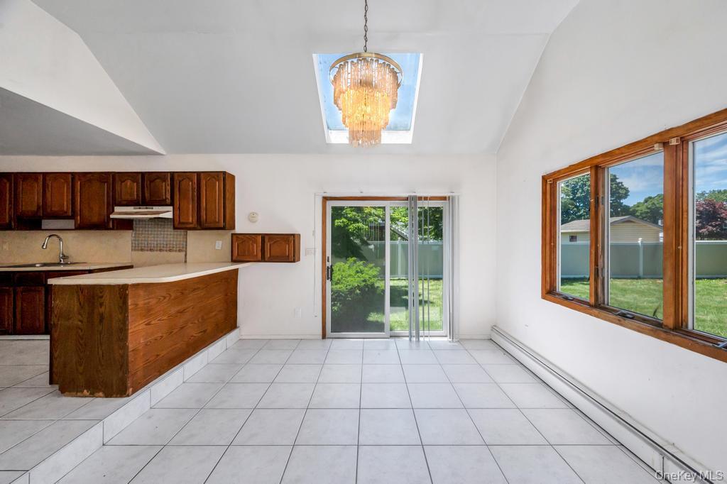 Single Family Yarnell Street Suffolk County, NY 11717, MLS-1011864-10