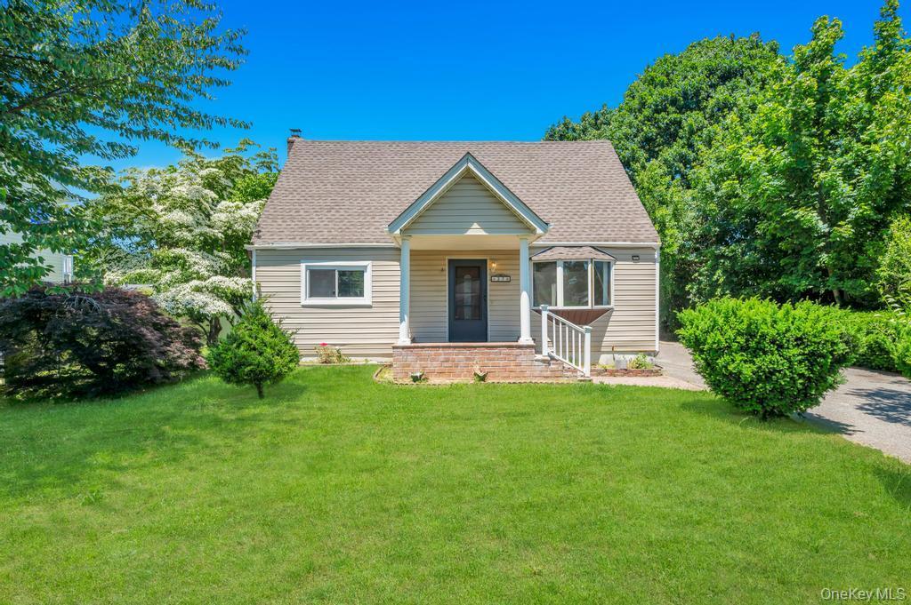 Single Family Yarnell Street Suffolk County, NY 11717, MLS-1011864-2