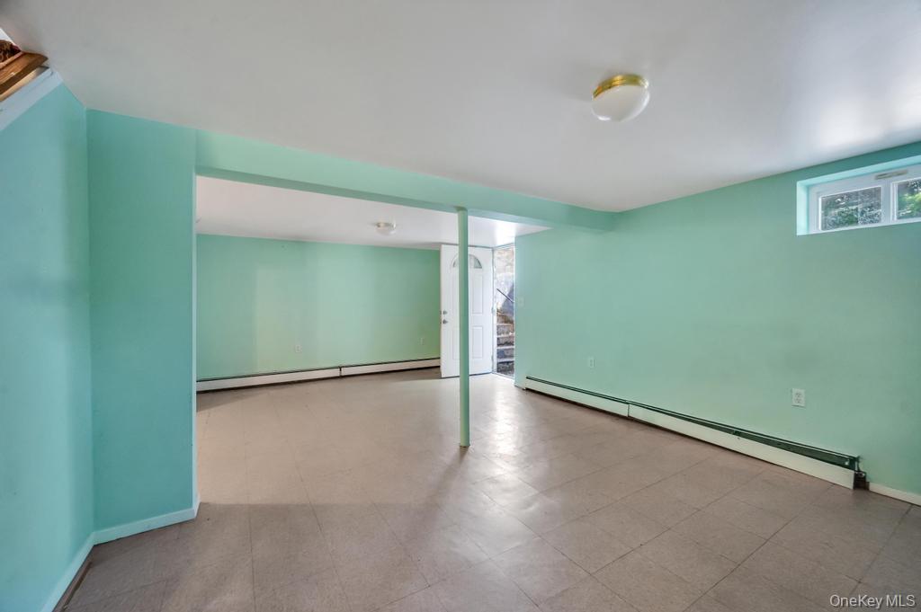 Single Family Yarnell Street Suffolk County, NY 11717, MLS-1011864-25