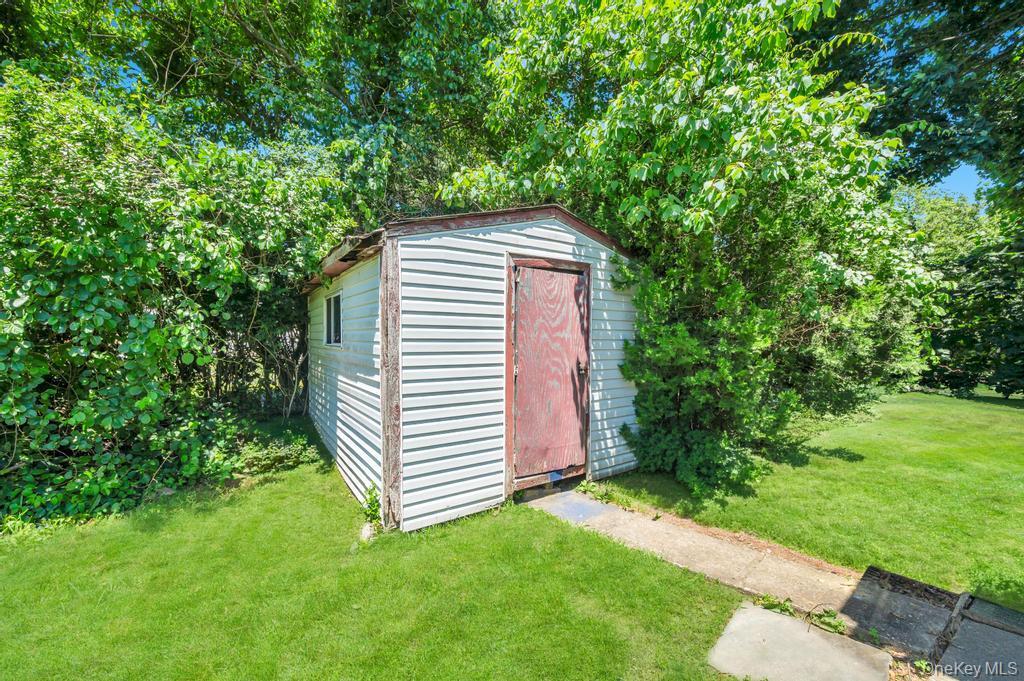 Single Family Yarnell Street Suffolk County, NY 11717, MLS-1011864-34