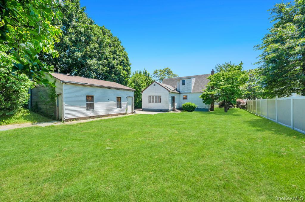 Single Family Yarnell Street Suffolk County, NY 11717, MLS-1011864-5