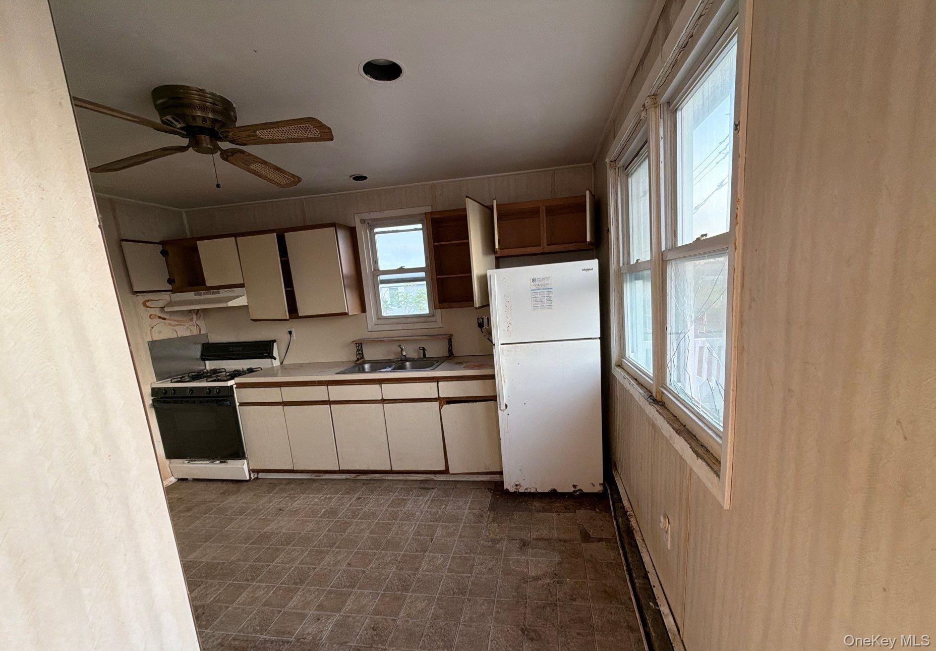 Single Family Church Queens, NY 11414, MLS-1011876-8