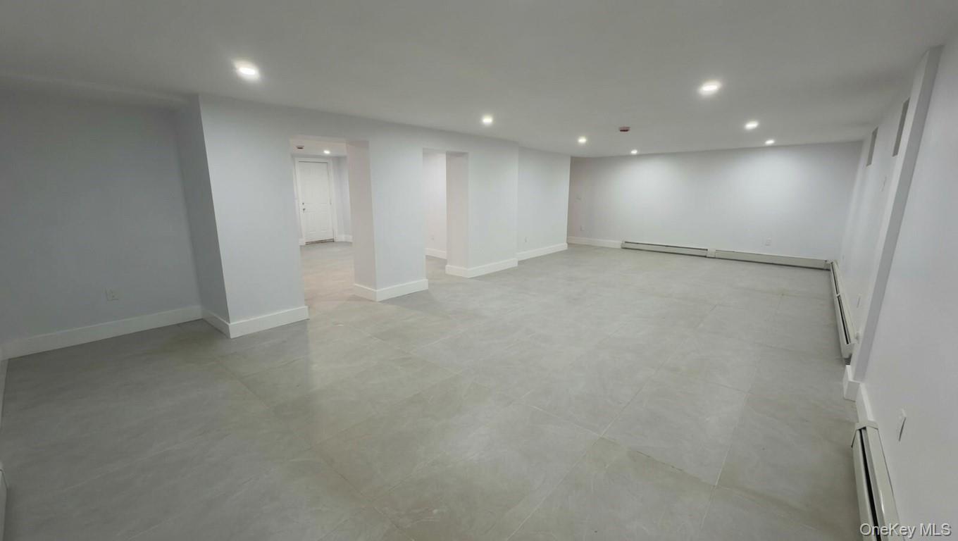 Single Family Seton Avenue Bronx, NY 10466, MLS-1011886-10