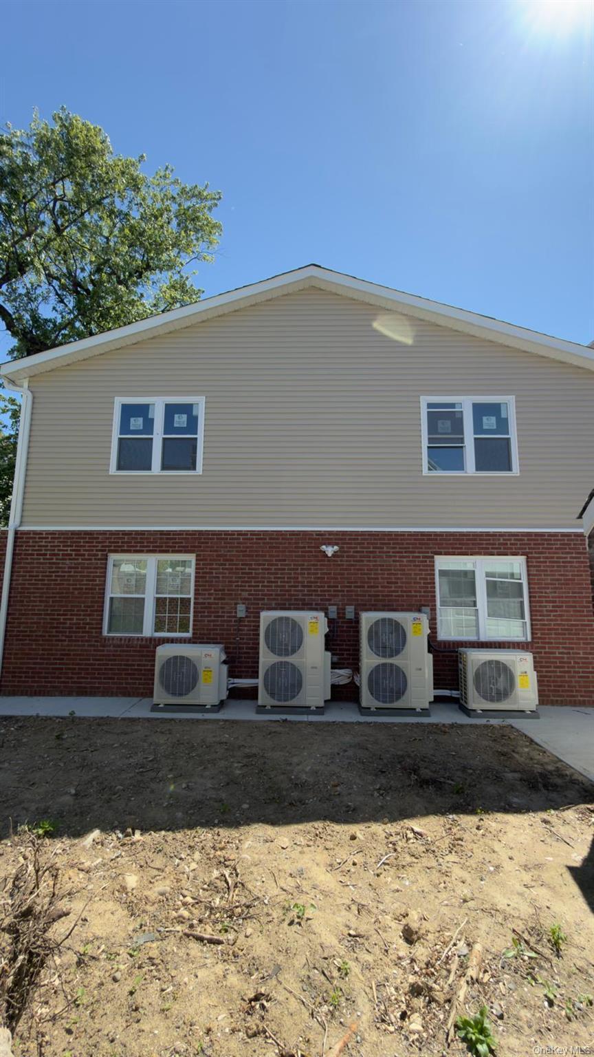 Single Family Seton Avenue Bronx, NY 10466, MLS-1011886-3