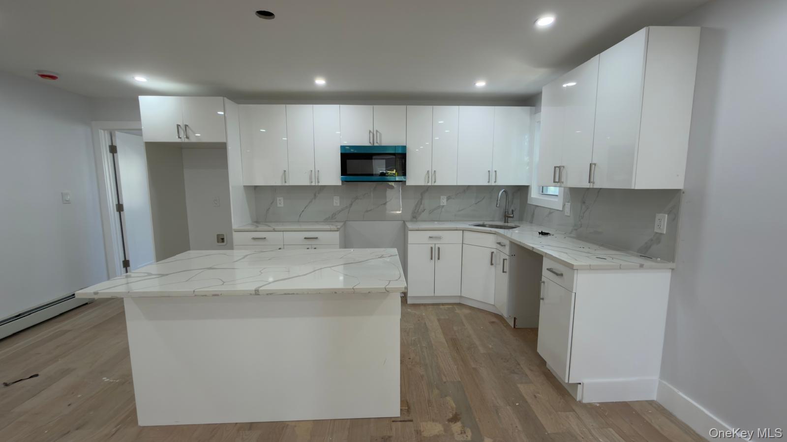 Single Family Seton Avenue Bronx, NY 10466, MLS-1011886-6