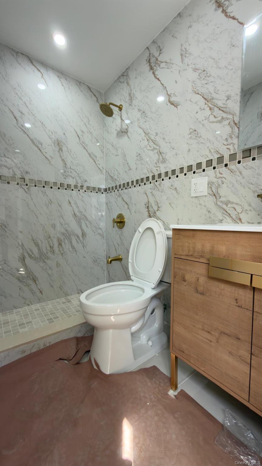 Single Family Seton Avenue Bronx, NY 10466, MLS-1011886-7