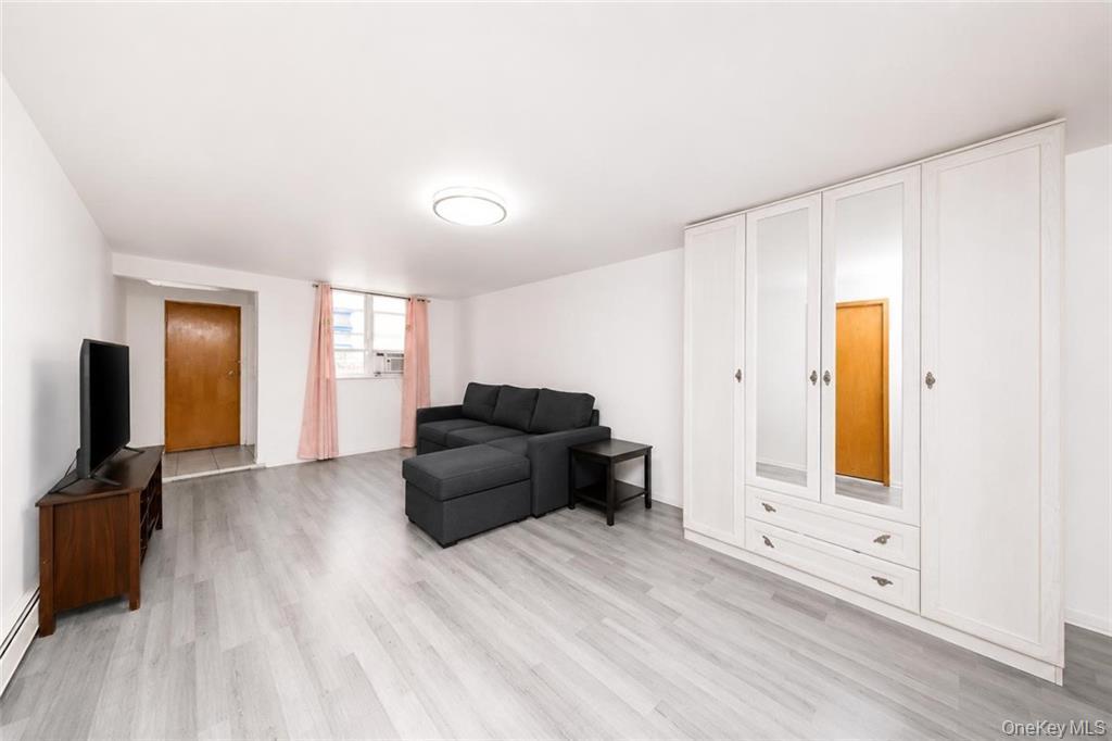 Single Family 19th Brooklyn, NY 11229, MLS-1011935-16
