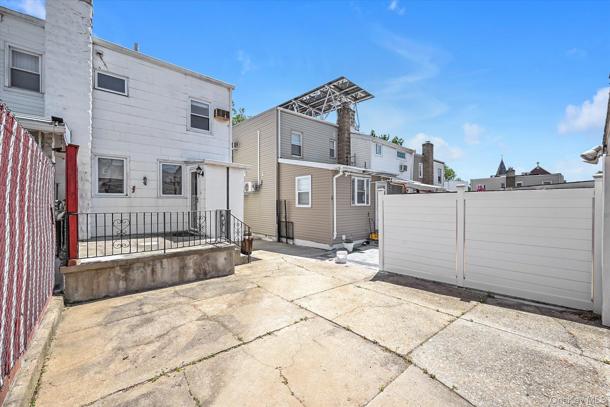 Single Family 203rd Street  Queens, NY 11361, MLS-1011973-12
