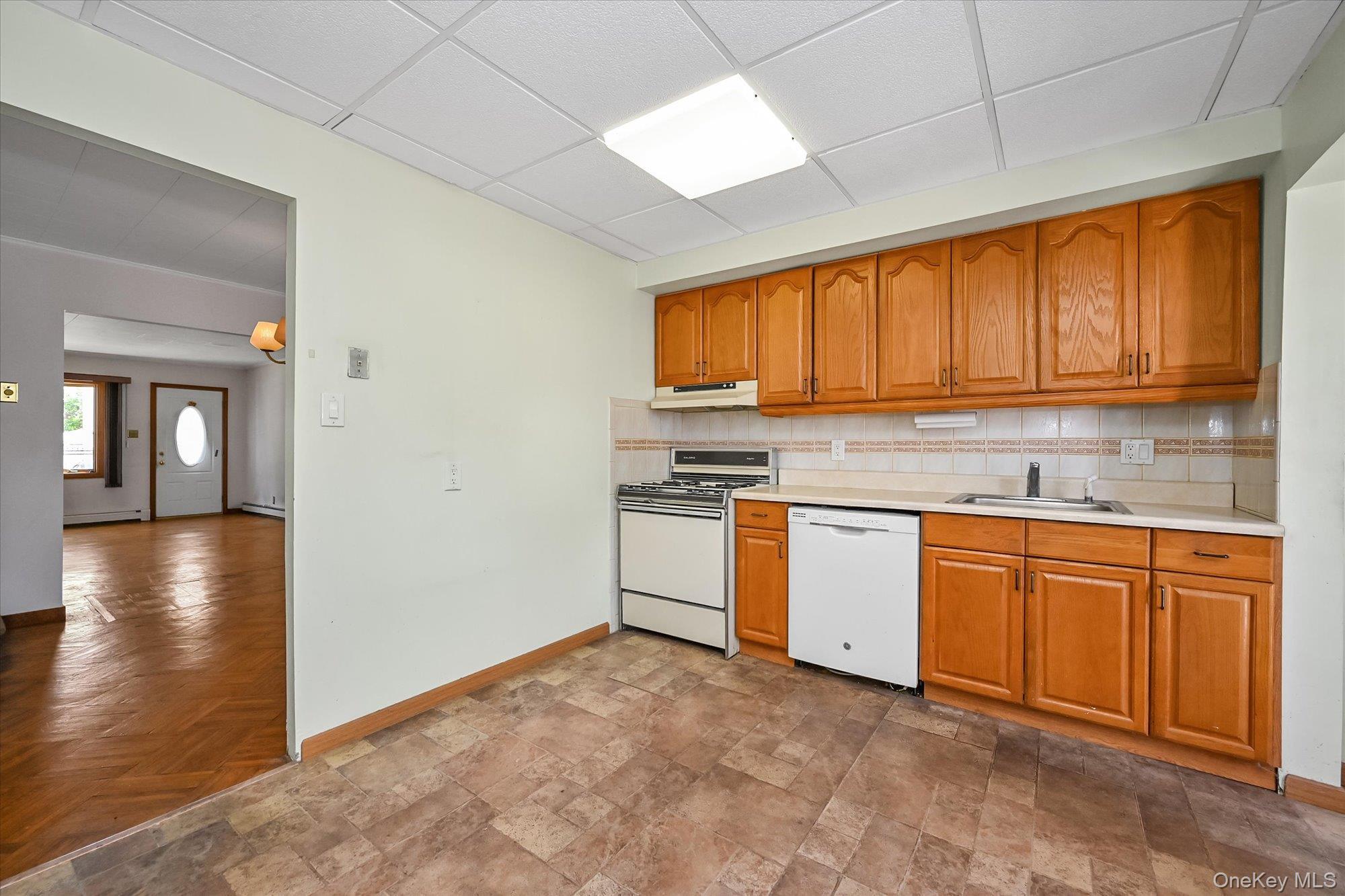 Single Family 203rd Street  Queens, NY 11361, MLS-1011973-6