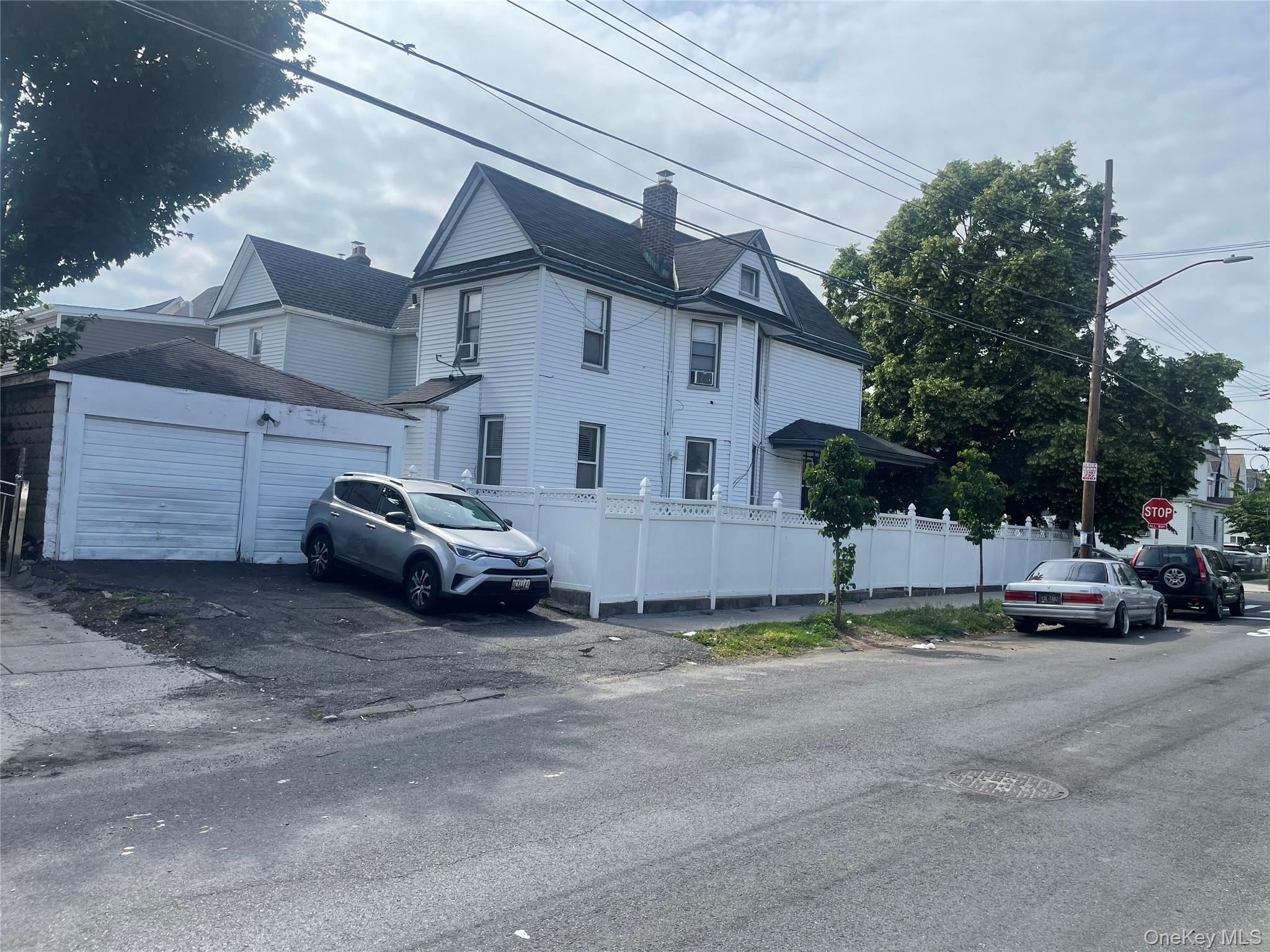 Single Family 97th  Queens, NY 11419, MLS-1011983-2