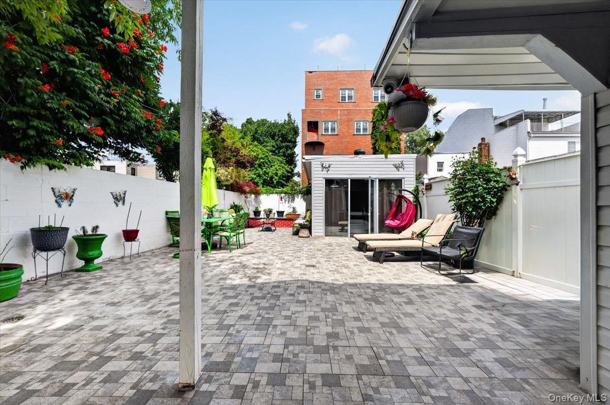 Single Family 85th Street Queens, NY 11416, MLS-1011992-18