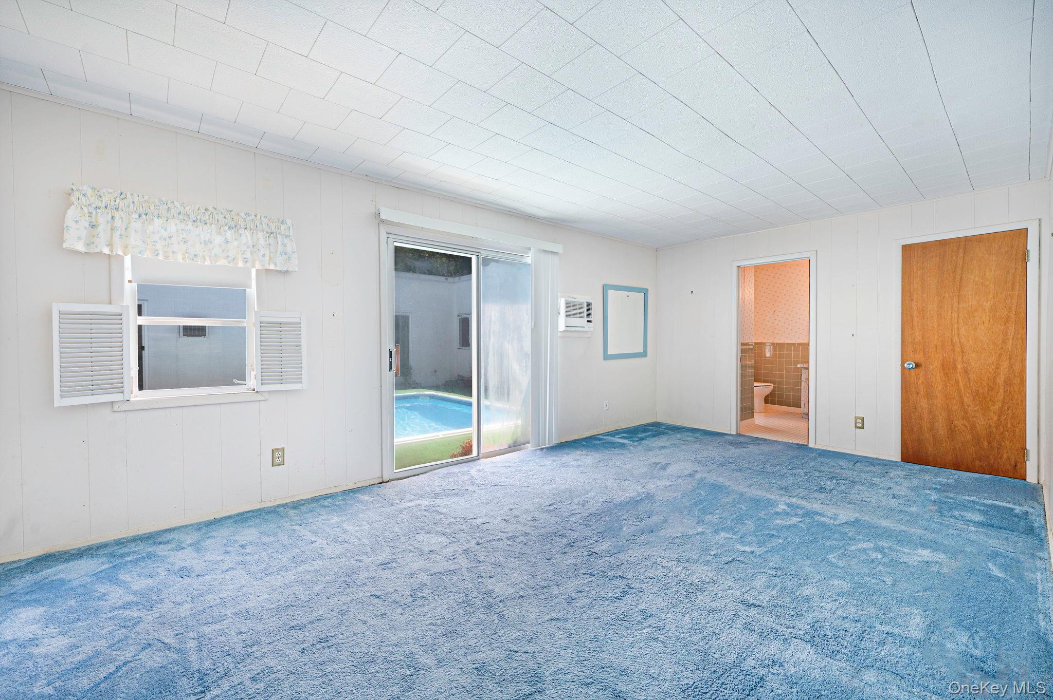 Single Family Meday Avenue Suffolk County, NY 11952, MLS-1012027-13