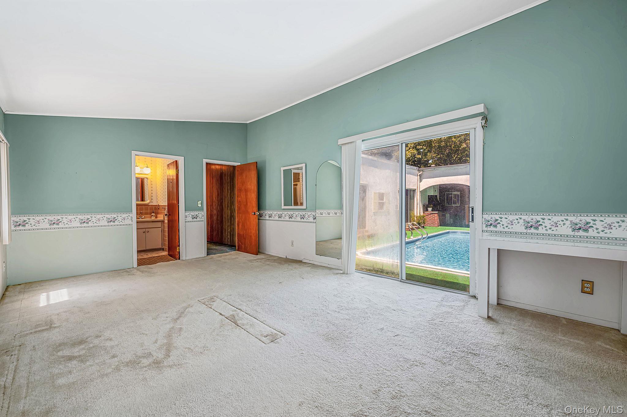 Single Family Meday Avenue Suffolk County, NY 11952, MLS-1012027-17