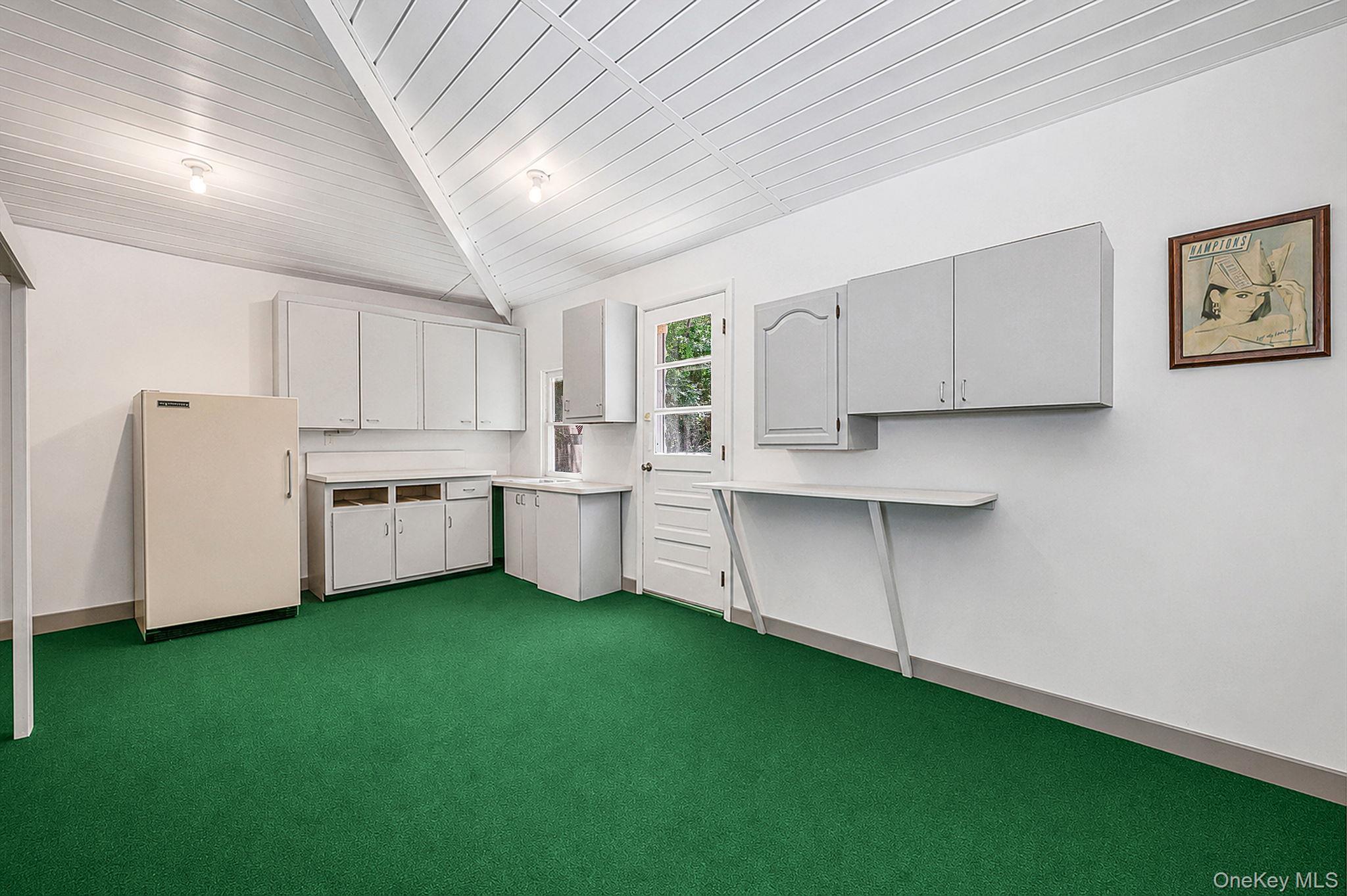 Single Family Meday Avenue Suffolk County, NY 11952, MLS-1012027-19