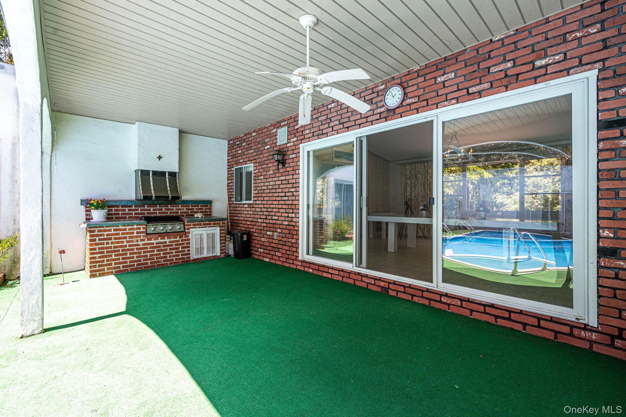 Single Family Meday Avenue Suffolk County, NY 11952, MLS-1012027-27