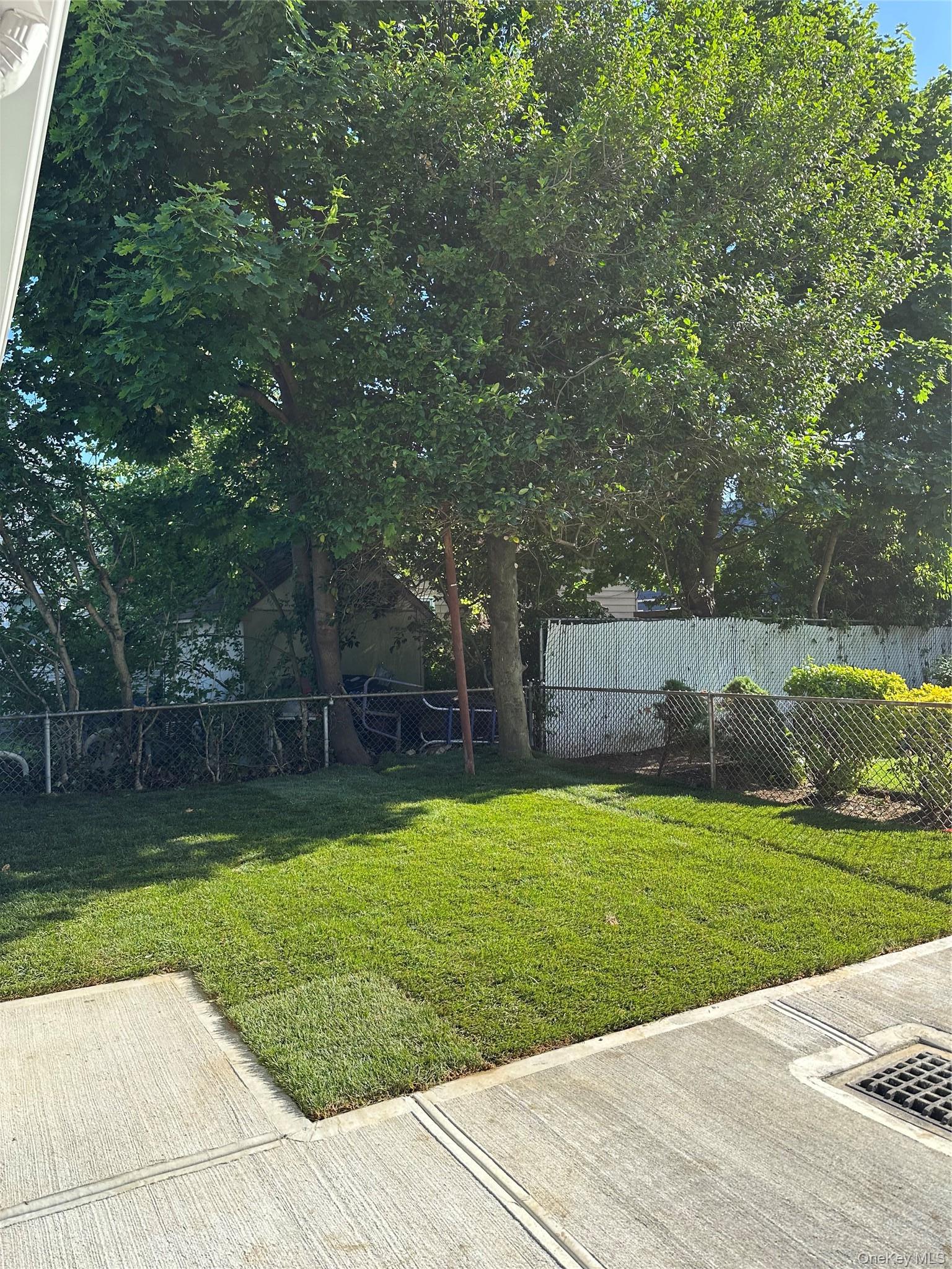 Single Family 147th Avenue Queens, NY 11422, MLS-1012031-13