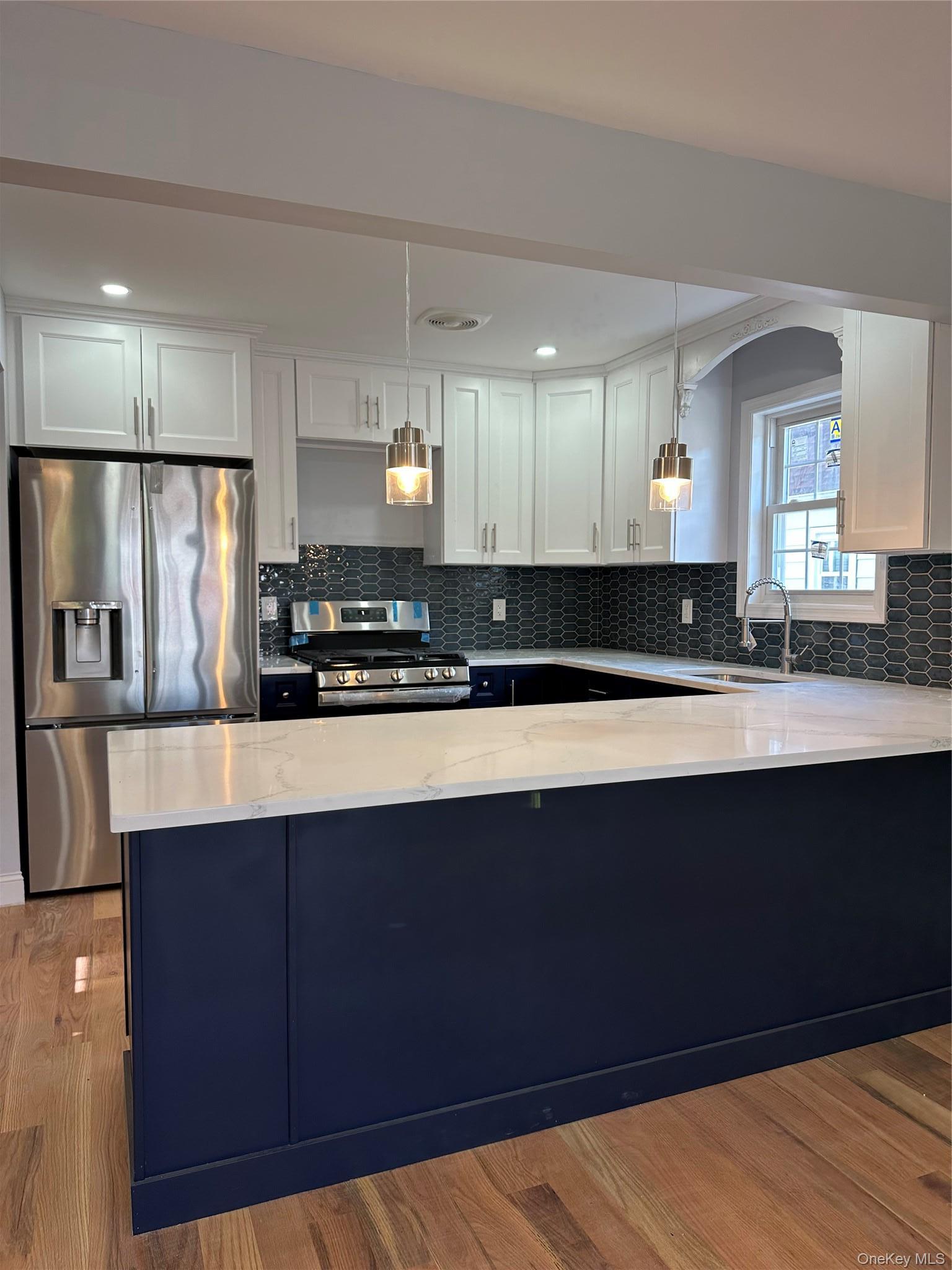 Single Family 147th Avenue Queens, NY 11422, MLS-1012031-3