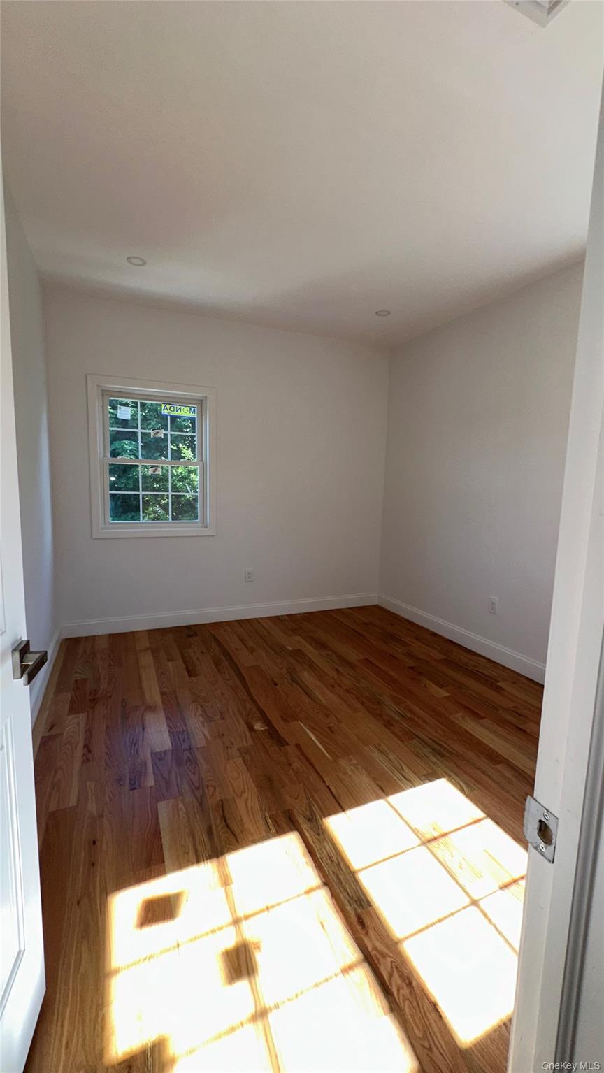 Single Family 147th Avenue Queens, NY 11422, MLS-1012031-4
