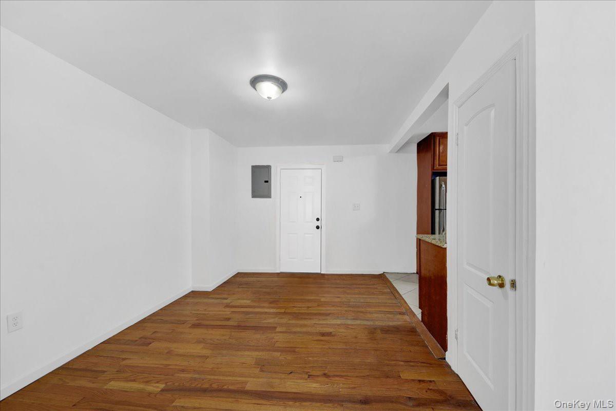 Single Family Bruckner Boulevard Bronx, NY 10472, MLS-1012041-11