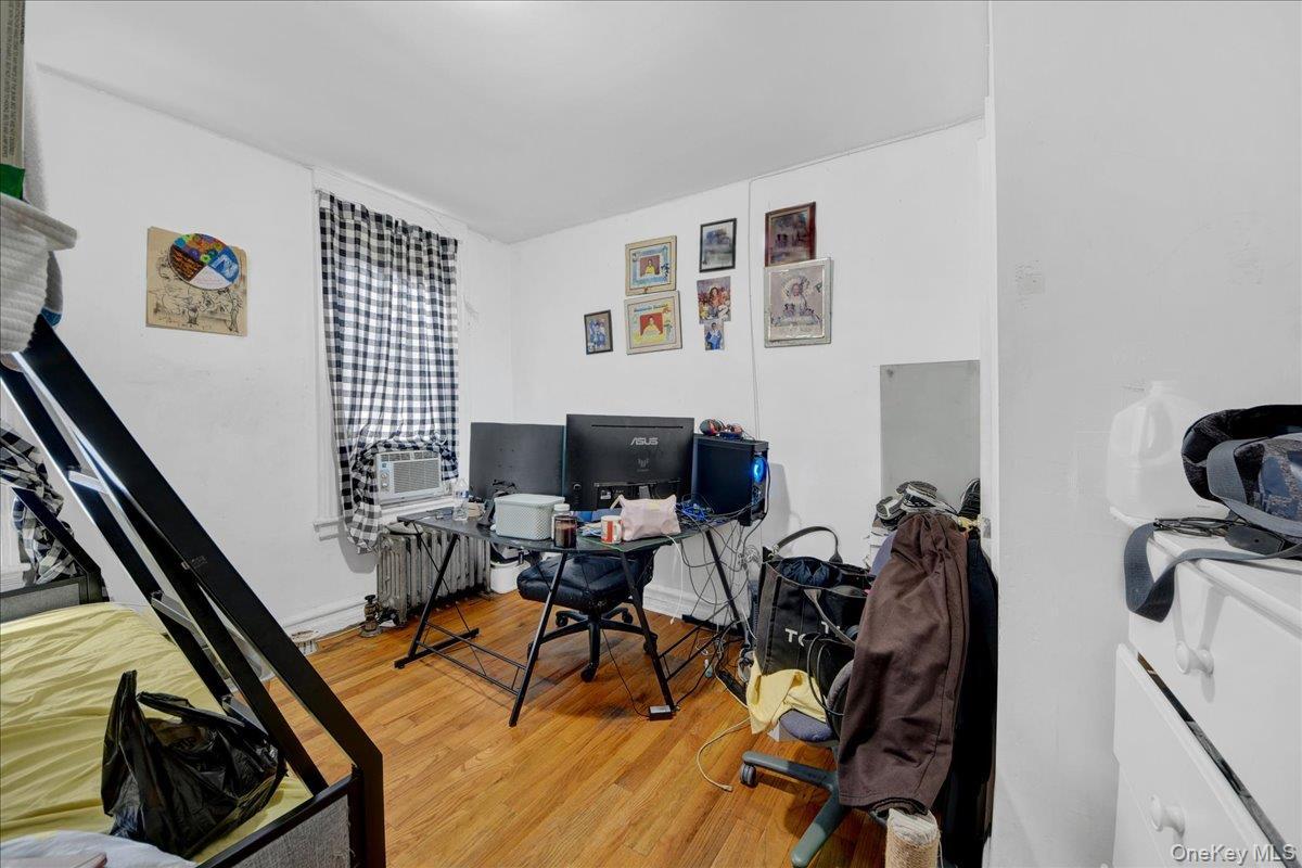 Single Family Bruckner Boulevard Bronx, NY 10472, MLS-1012041-7