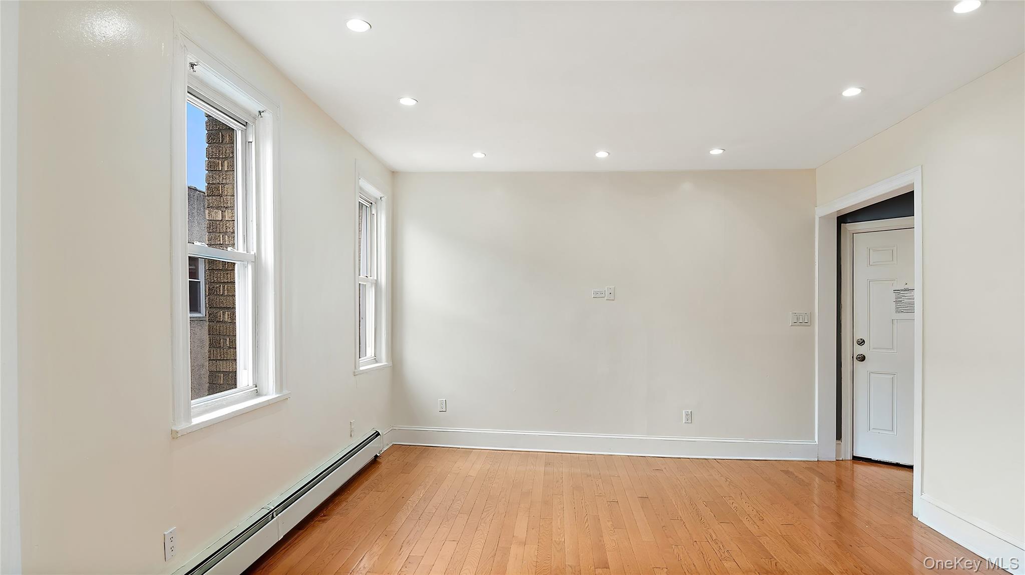 Apartment 221st  Bronx, NY 10469, MLS-1012045-6