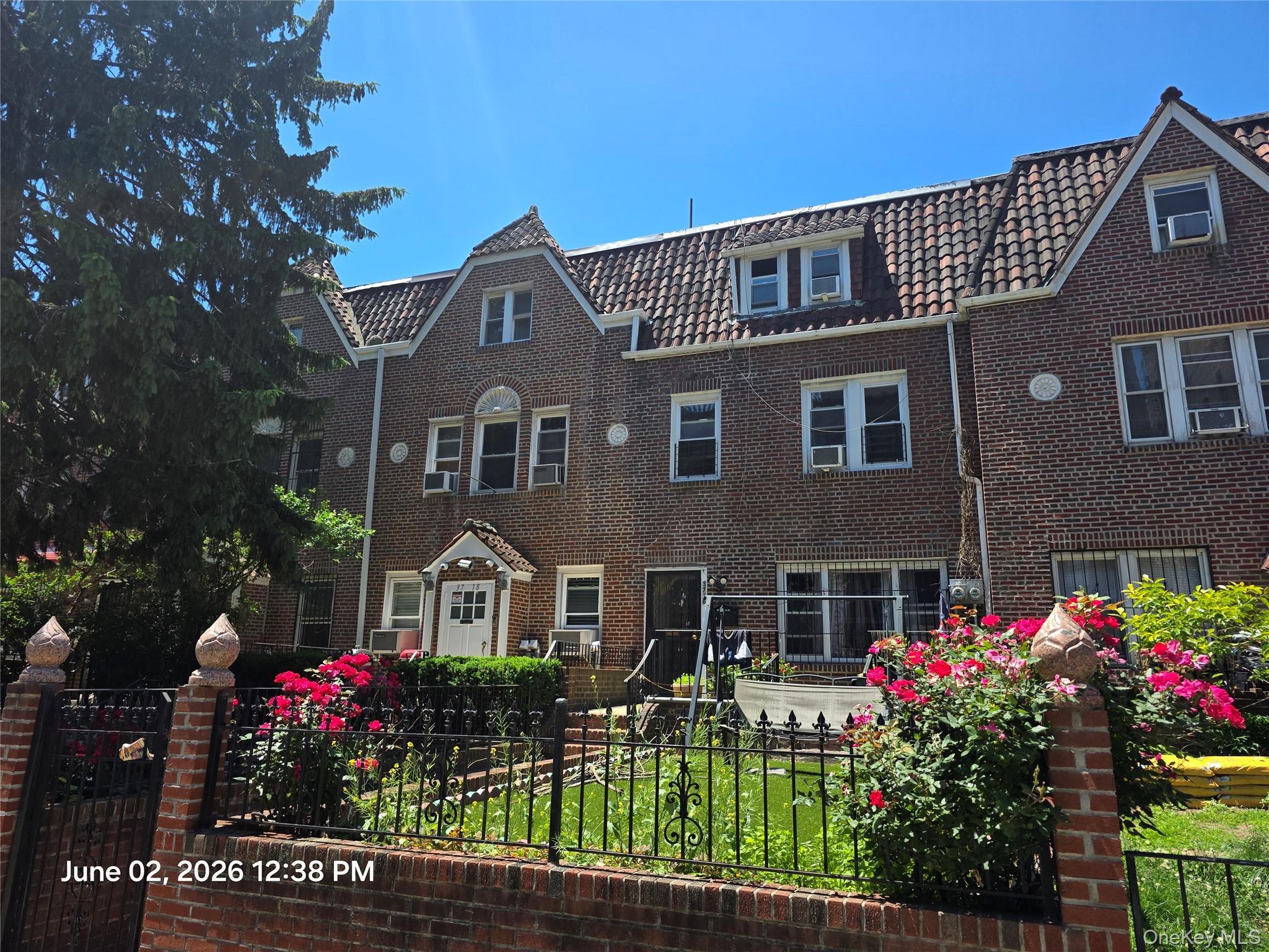 Single Family 79th Queens, NY 11372, MLS-1012056-2