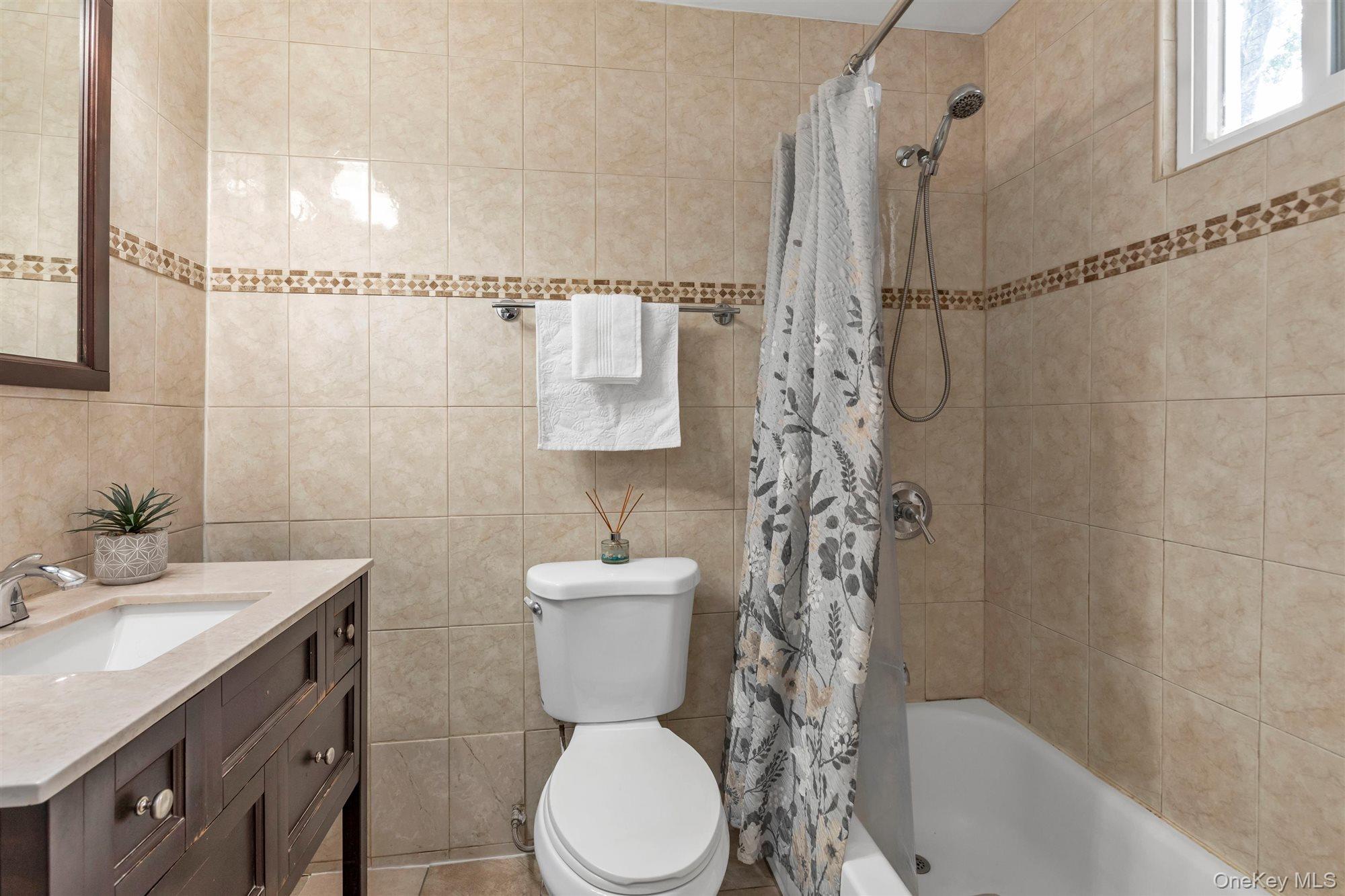 Single Family Guy R Brewer Boulevard  Queens, NY 11434, MLS-1012058-10