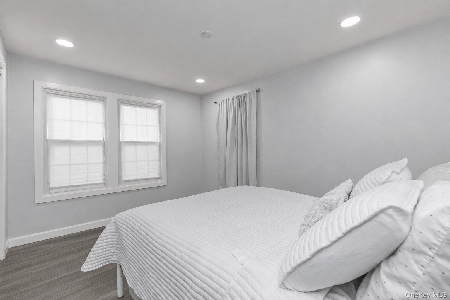 Single Family Guy R Brewer Boulevard  Queens, NY 11434, MLS-1012058-23