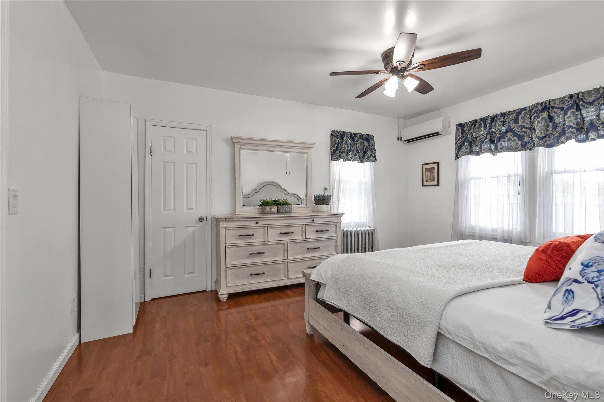 Single Family Guy R Brewer Boulevard  Queens, NY 11434, MLS-1012058-9