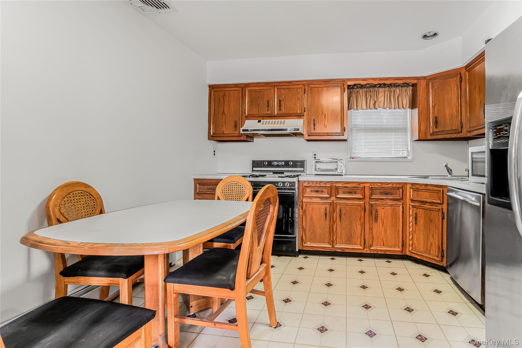 Single Family 8th Street Nassau County, NY 11040, MLS-1012060-13