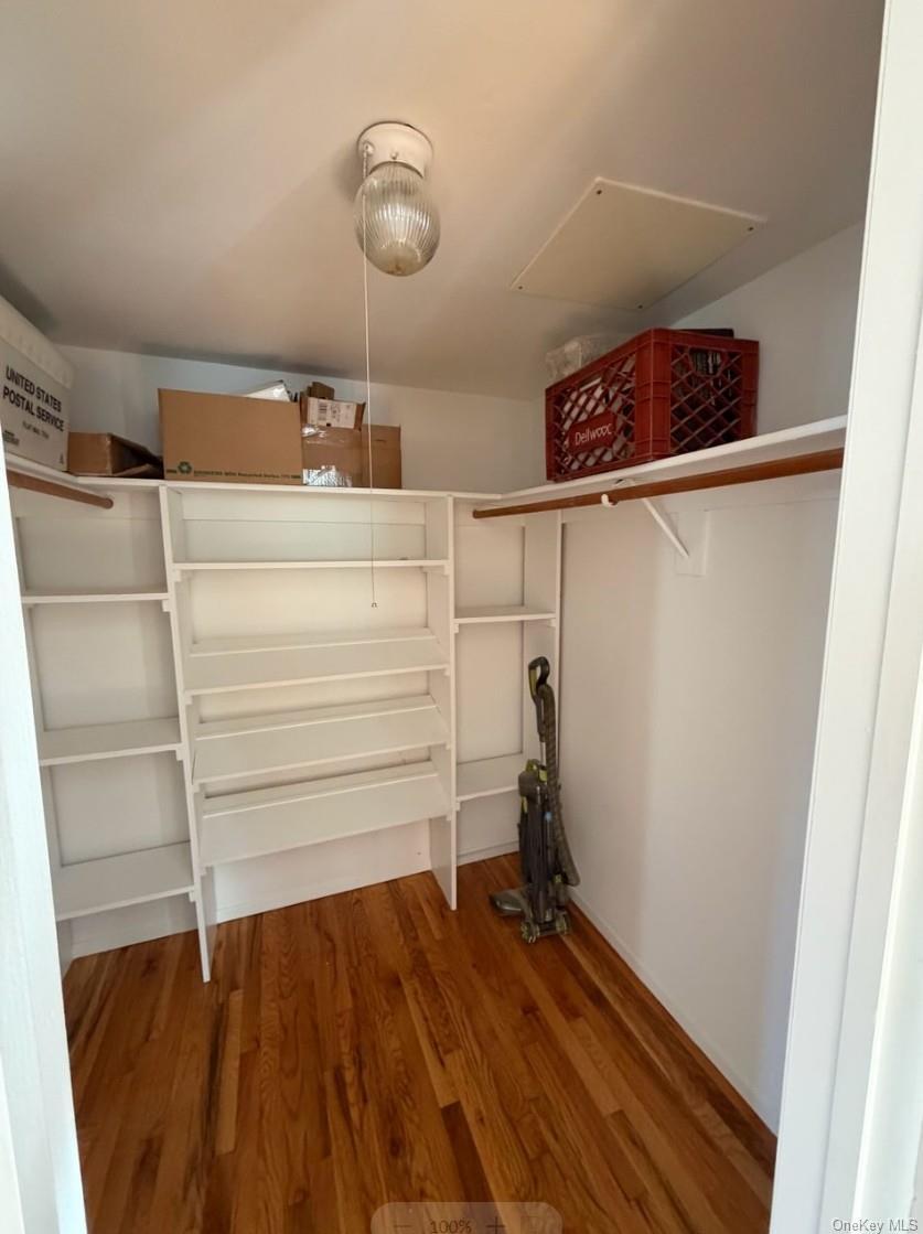 Single Family 8th Street Nassau County, NY 11040, MLS-1012060-19