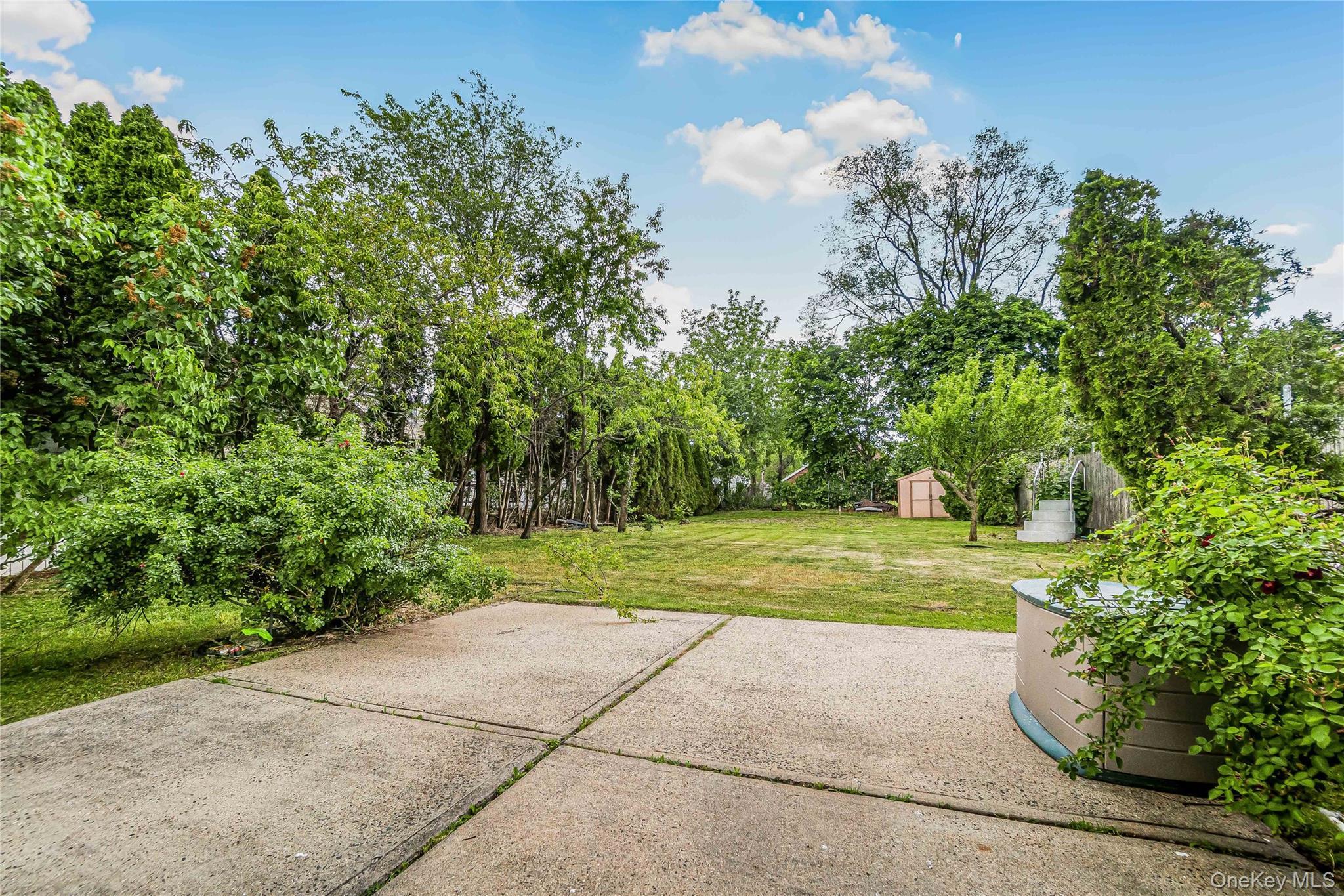 Single Family 8th Street Nassau County, NY 11040, MLS-1012060-21