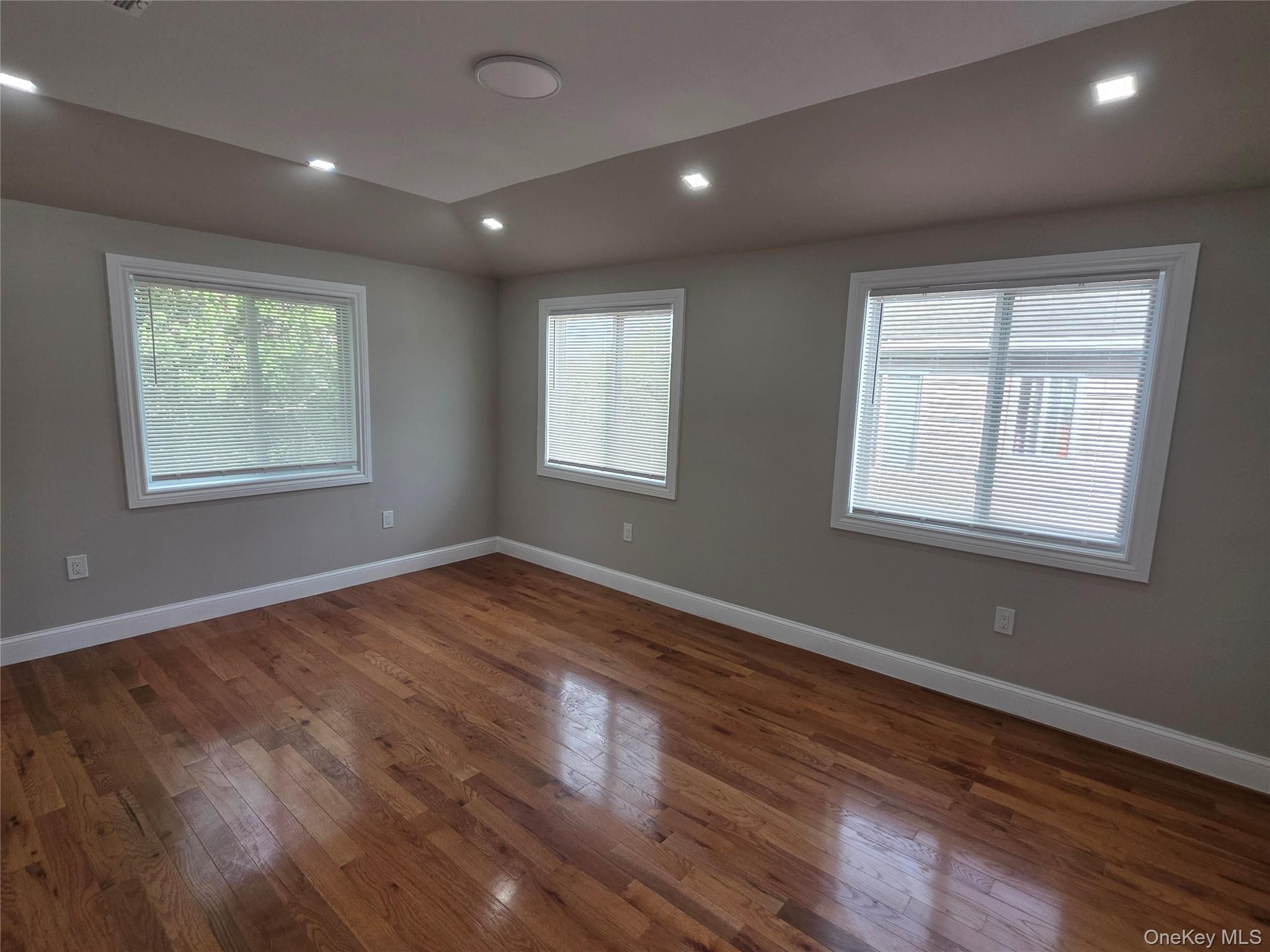 Single Family New Haven Avenue Queens, NY 11691, MLS-1012084-19