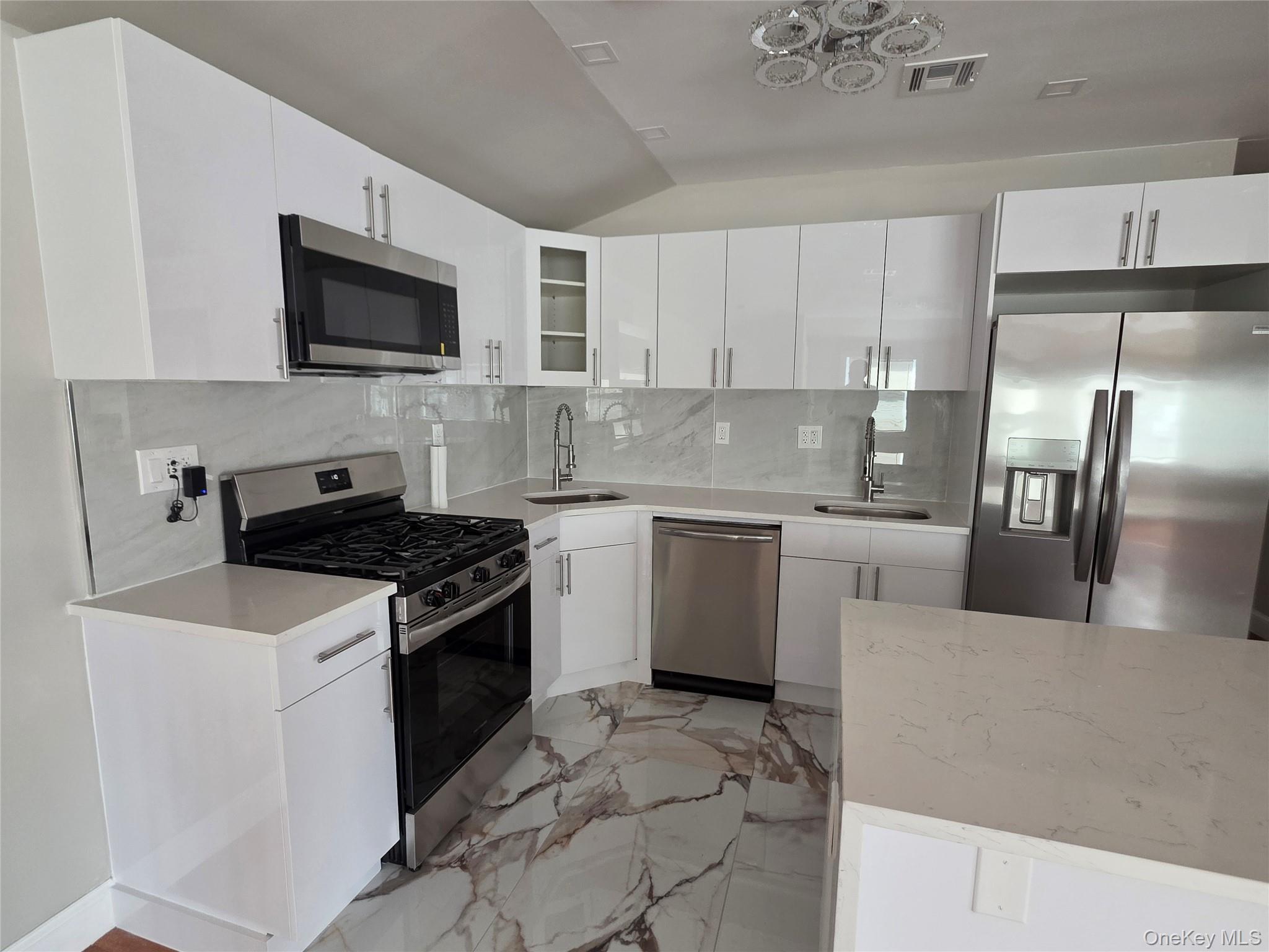 Single Family New Haven Avenue Queens, NY 11691, MLS-1012084-4