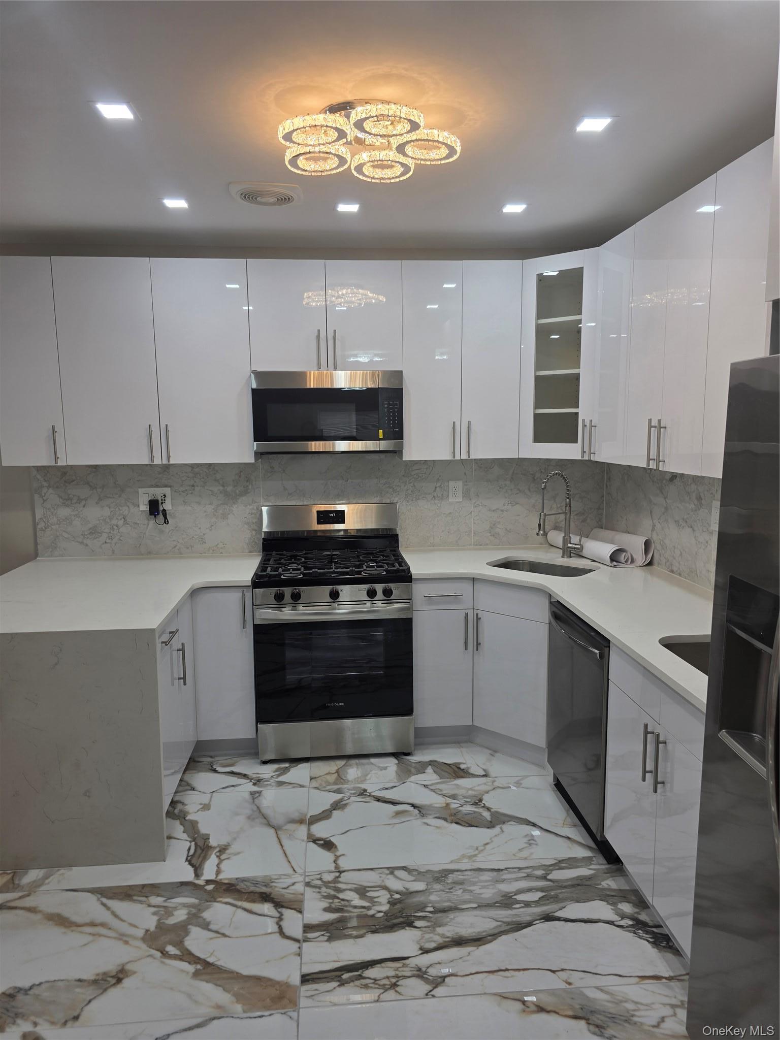 Single Family New Haven Avenue Queens, NY 11691, MLS-1012084-7
