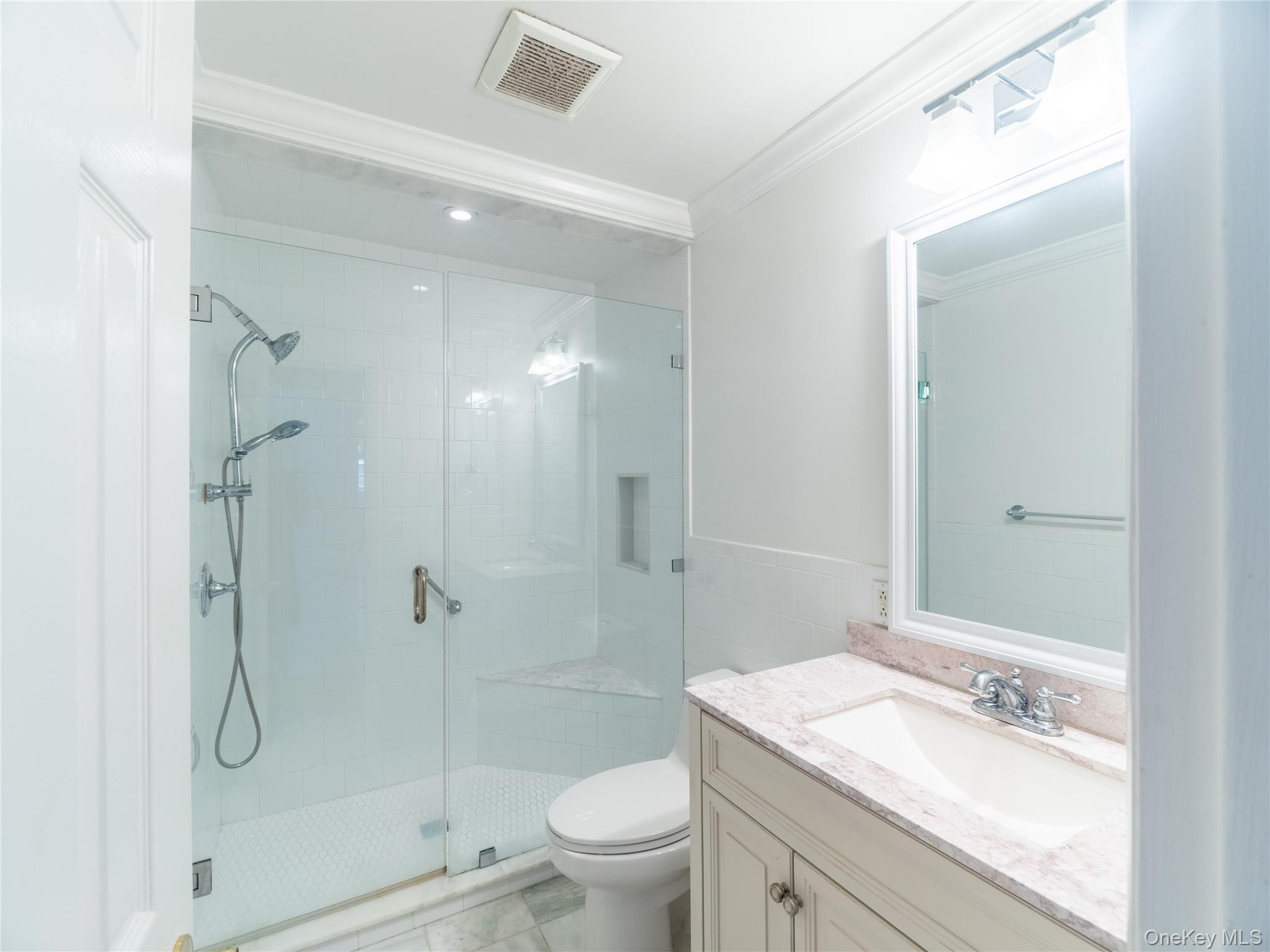 Single Family Breckenridge Avenue Westchester County, NY 10573, MLS-1012107-13